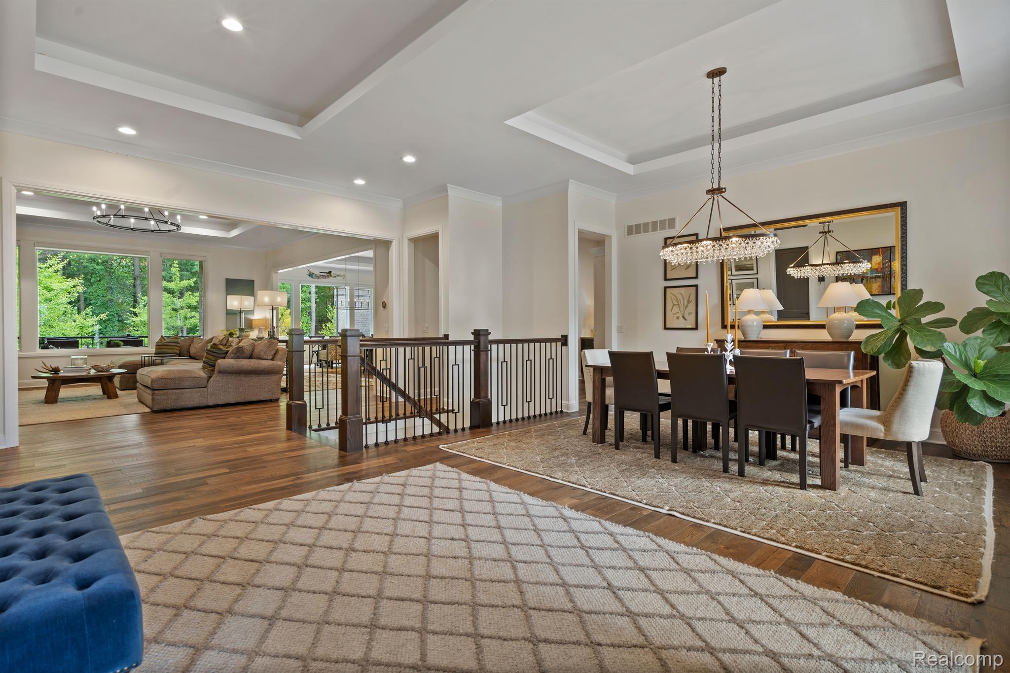 70 HUNTER Drive