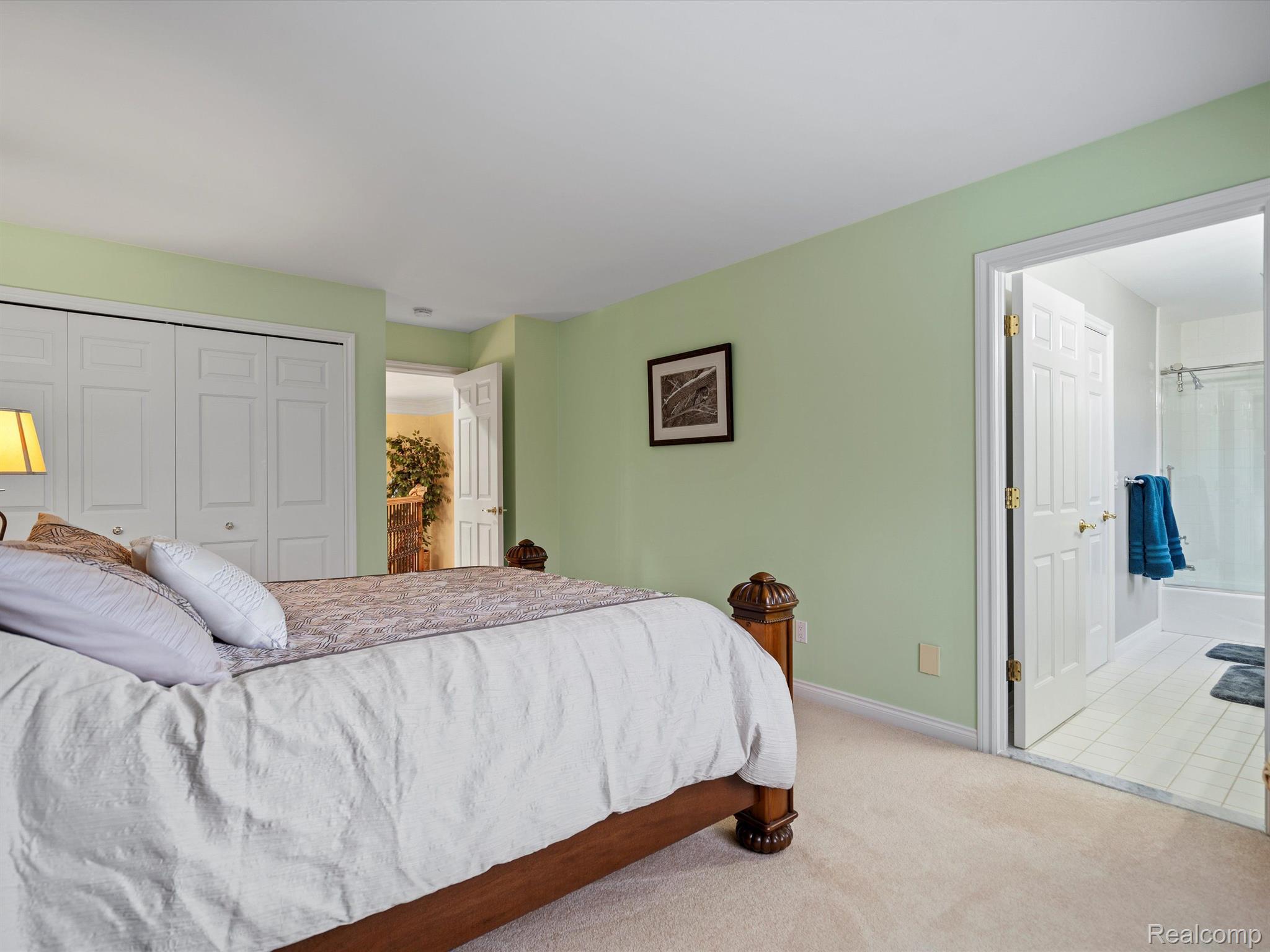 1590 SCENIC HOLLOW Drive