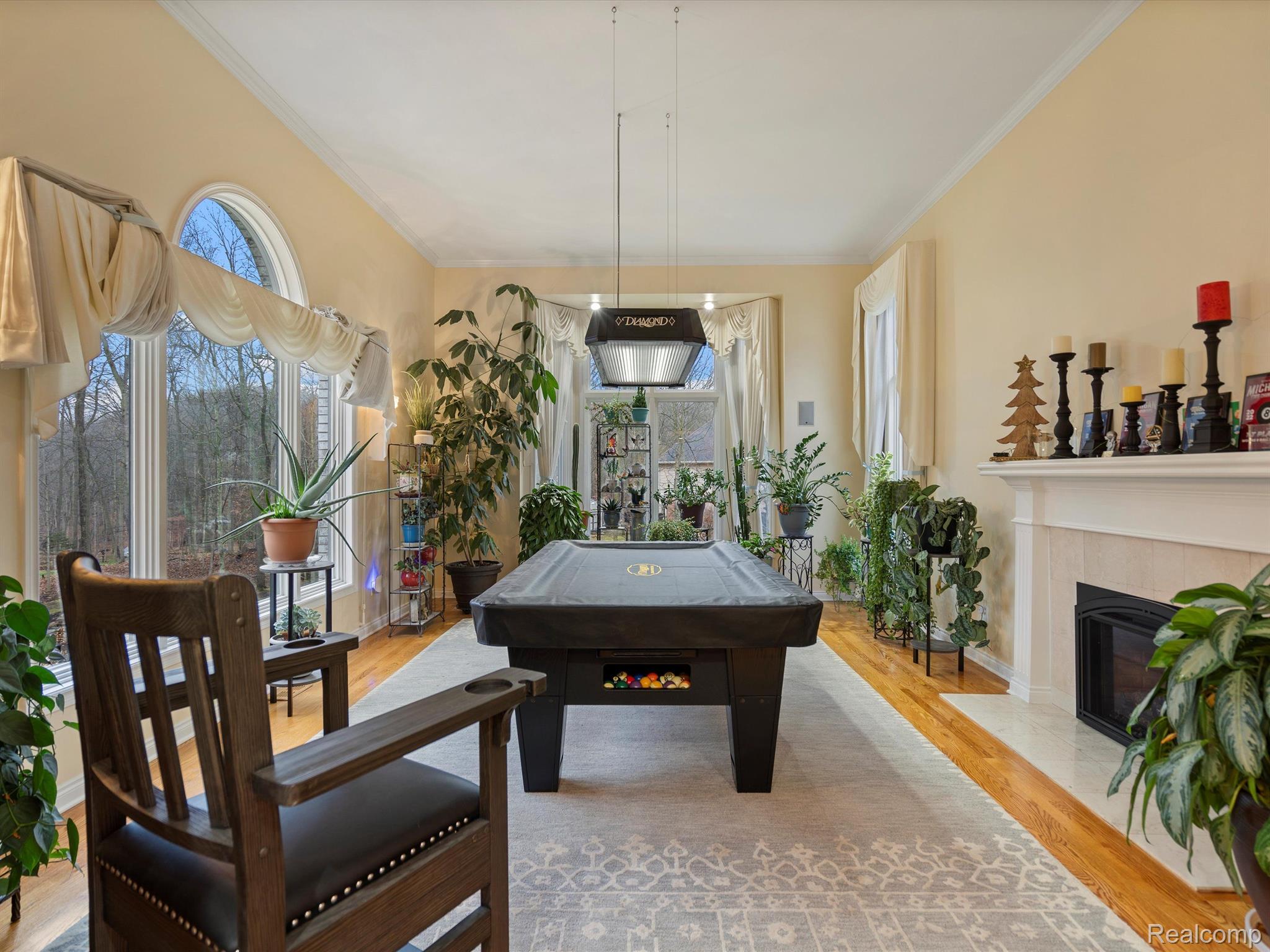 1590 SCENIC HOLLOW Drive