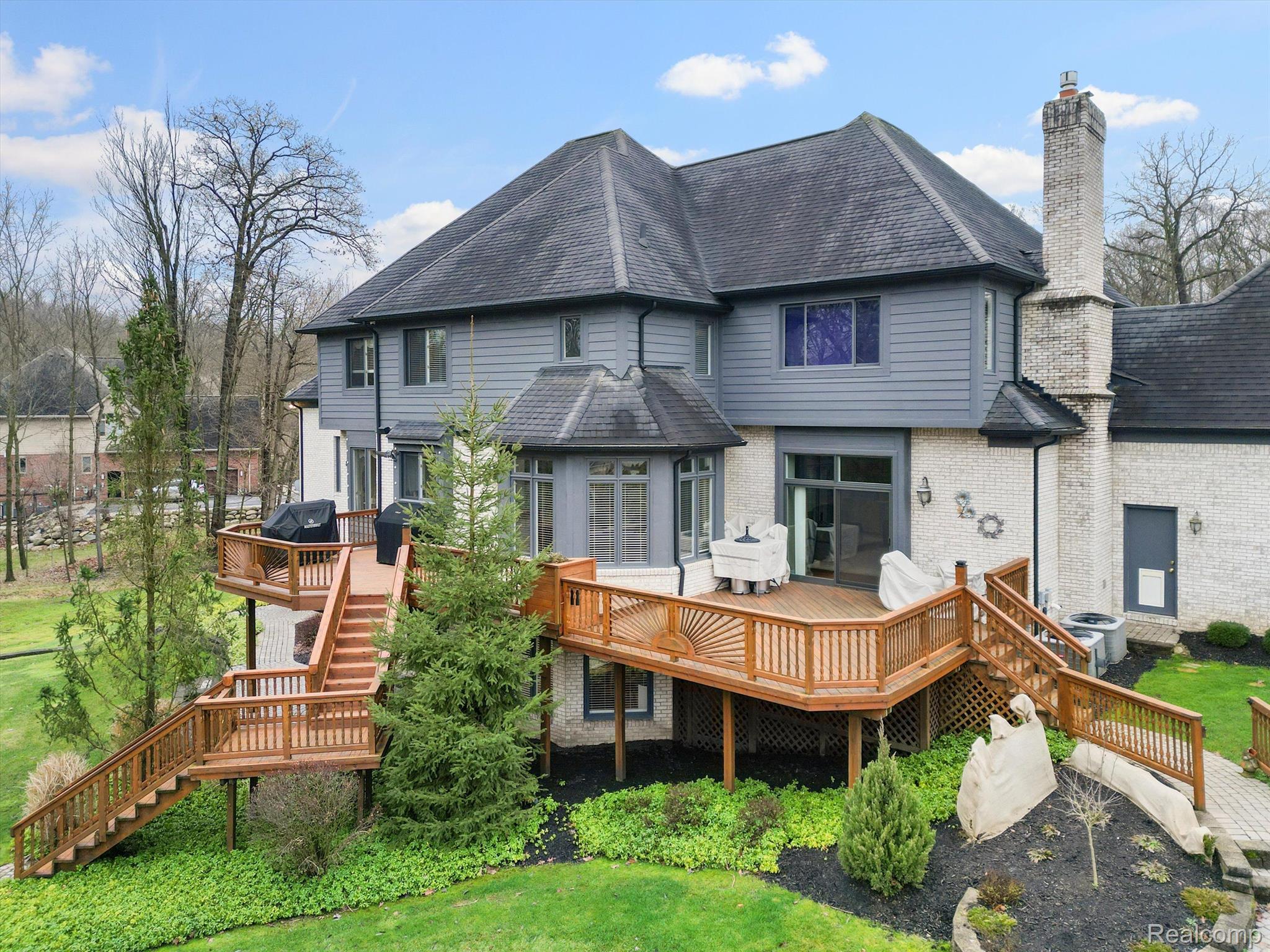1590 SCENIC HOLLOW Drive