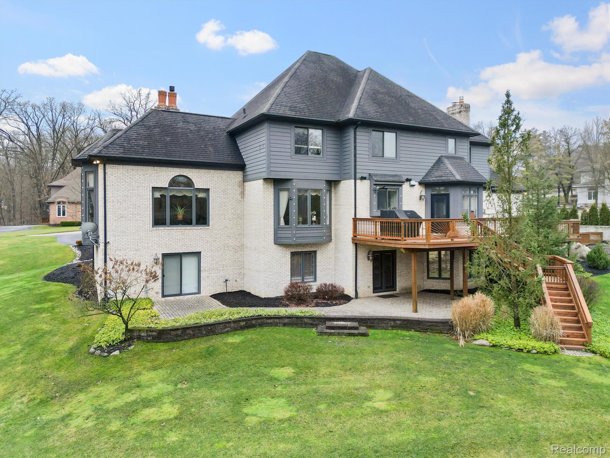 1590 SCENIC HOLLOW Drive