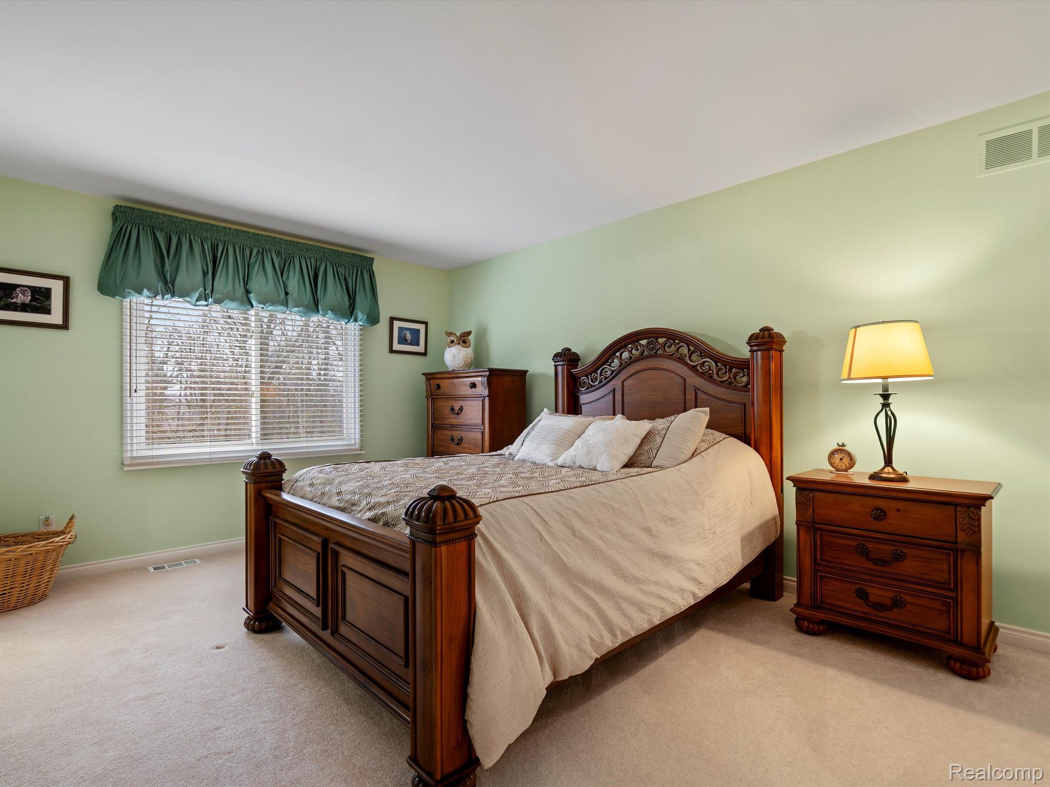 1590 SCENIC HOLLOW Drive