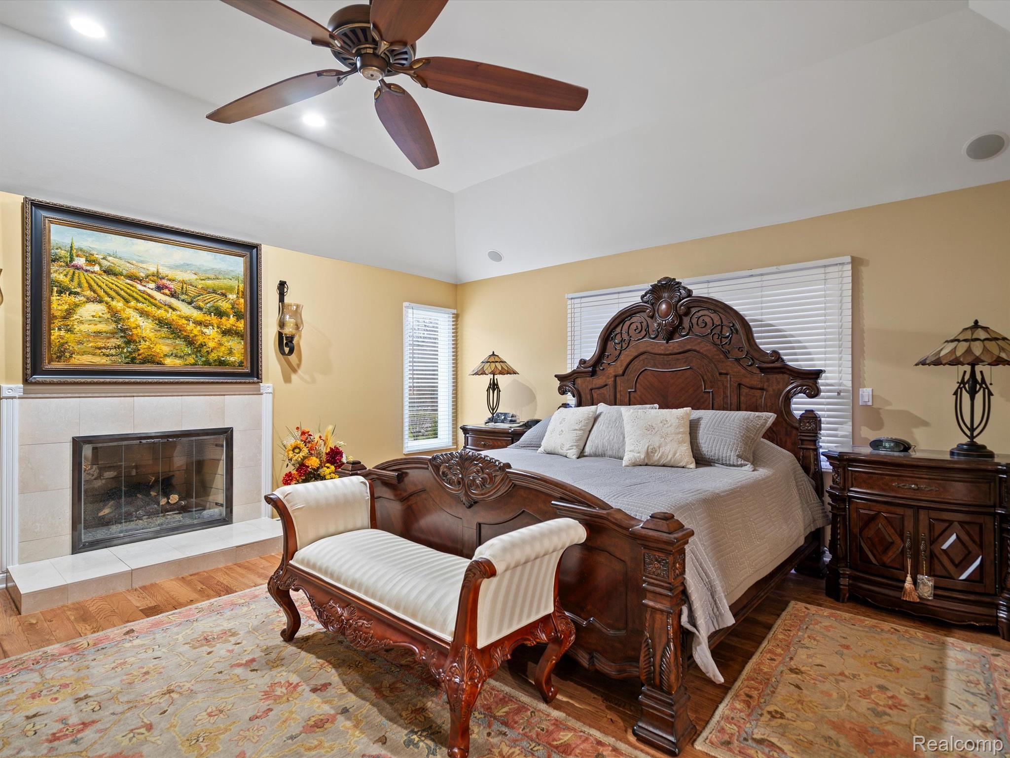 1590 SCENIC HOLLOW Drive
