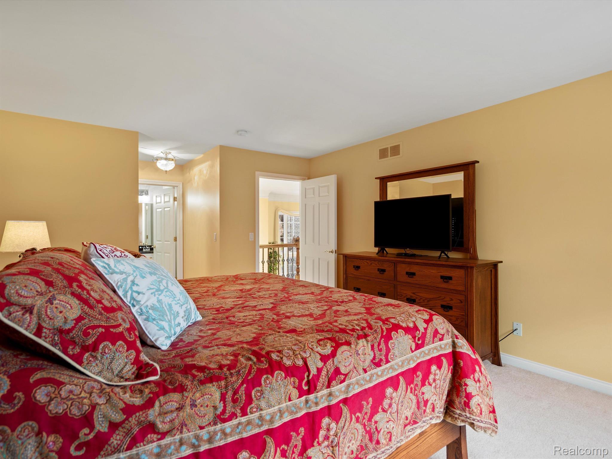 1590 SCENIC HOLLOW Drive