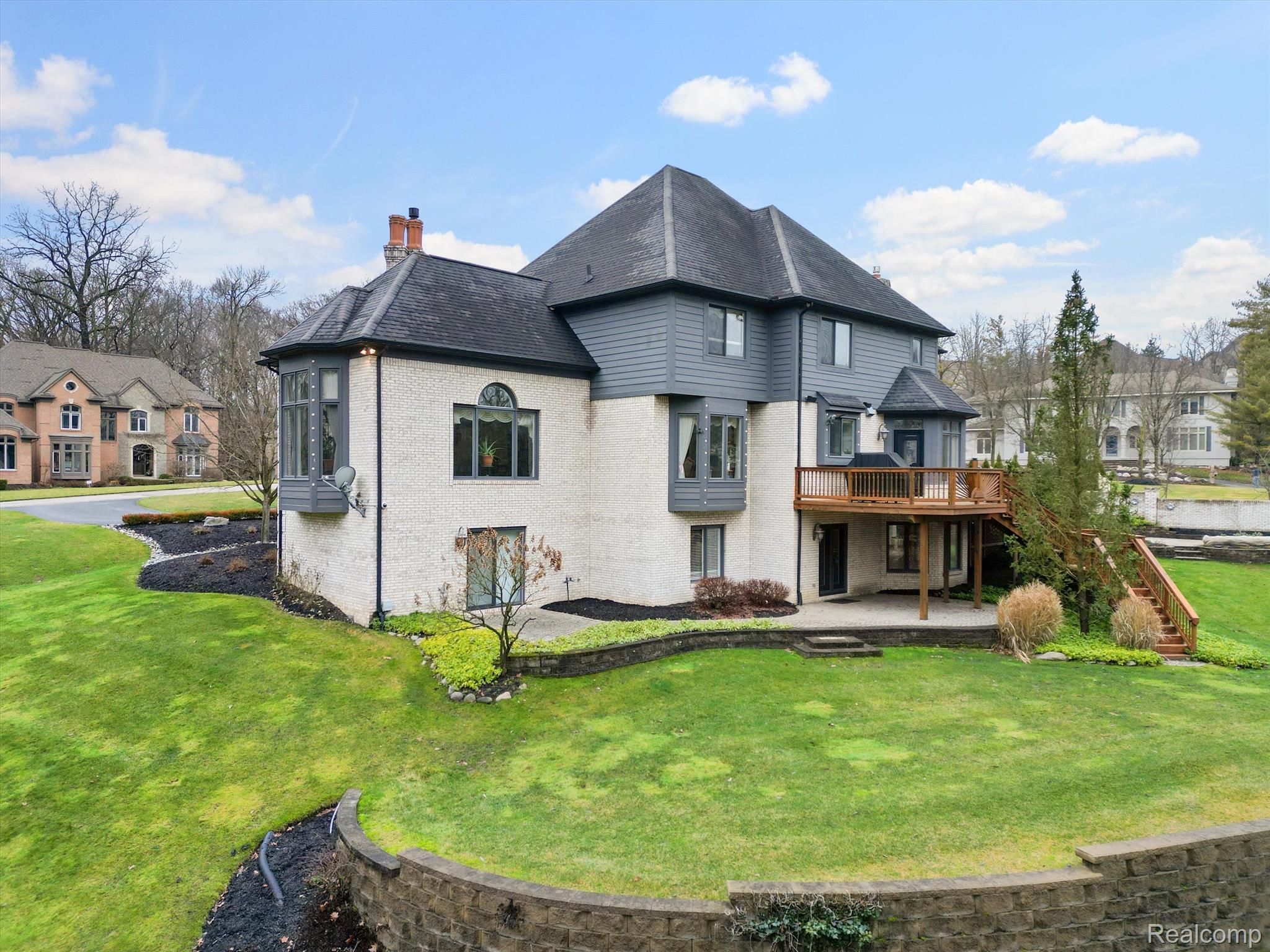 1590 SCENIC HOLLOW Drive