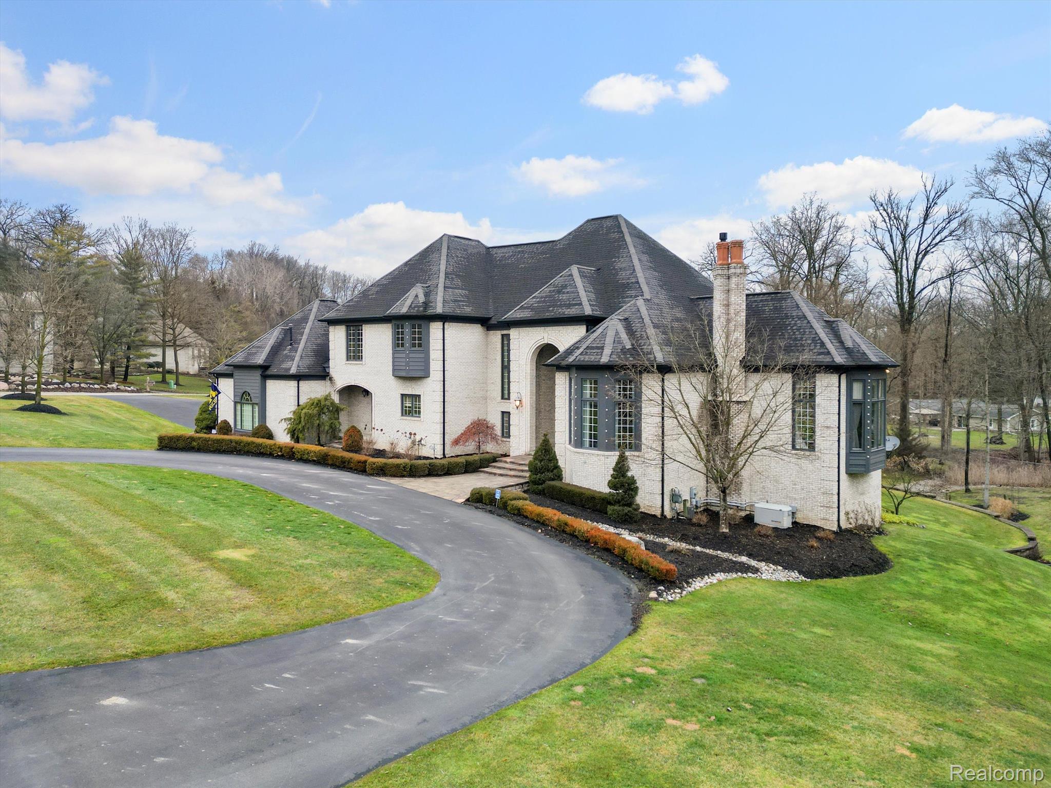 1590 SCENIC HOLLOW Drive