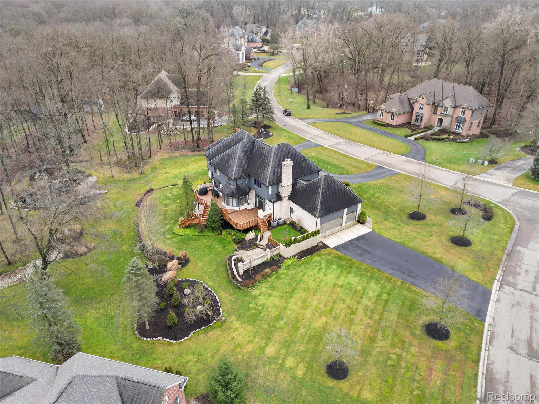 1590 SCENIC HOLLOW Drive