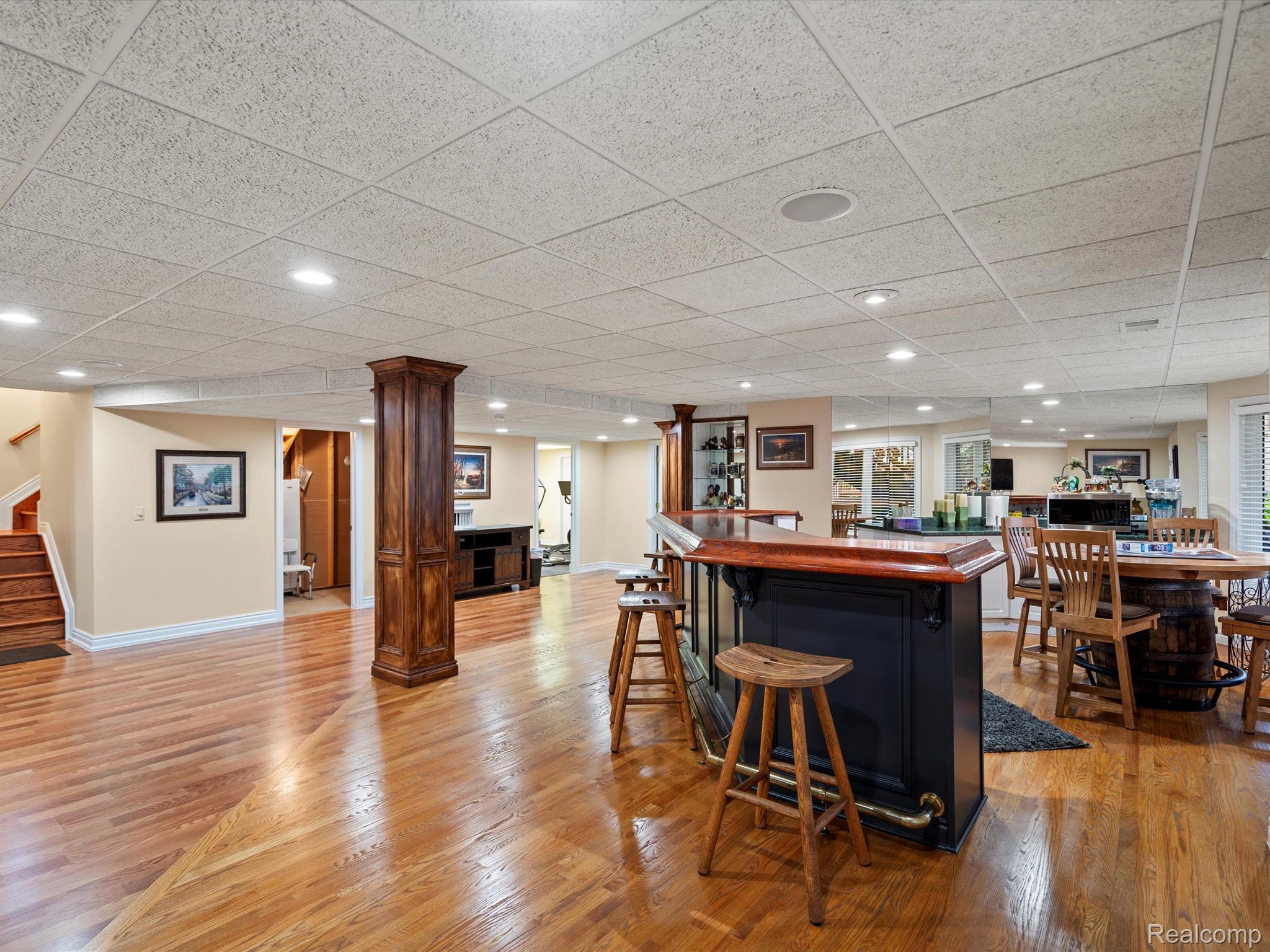 1590 SCENIC HOLLOW Drive