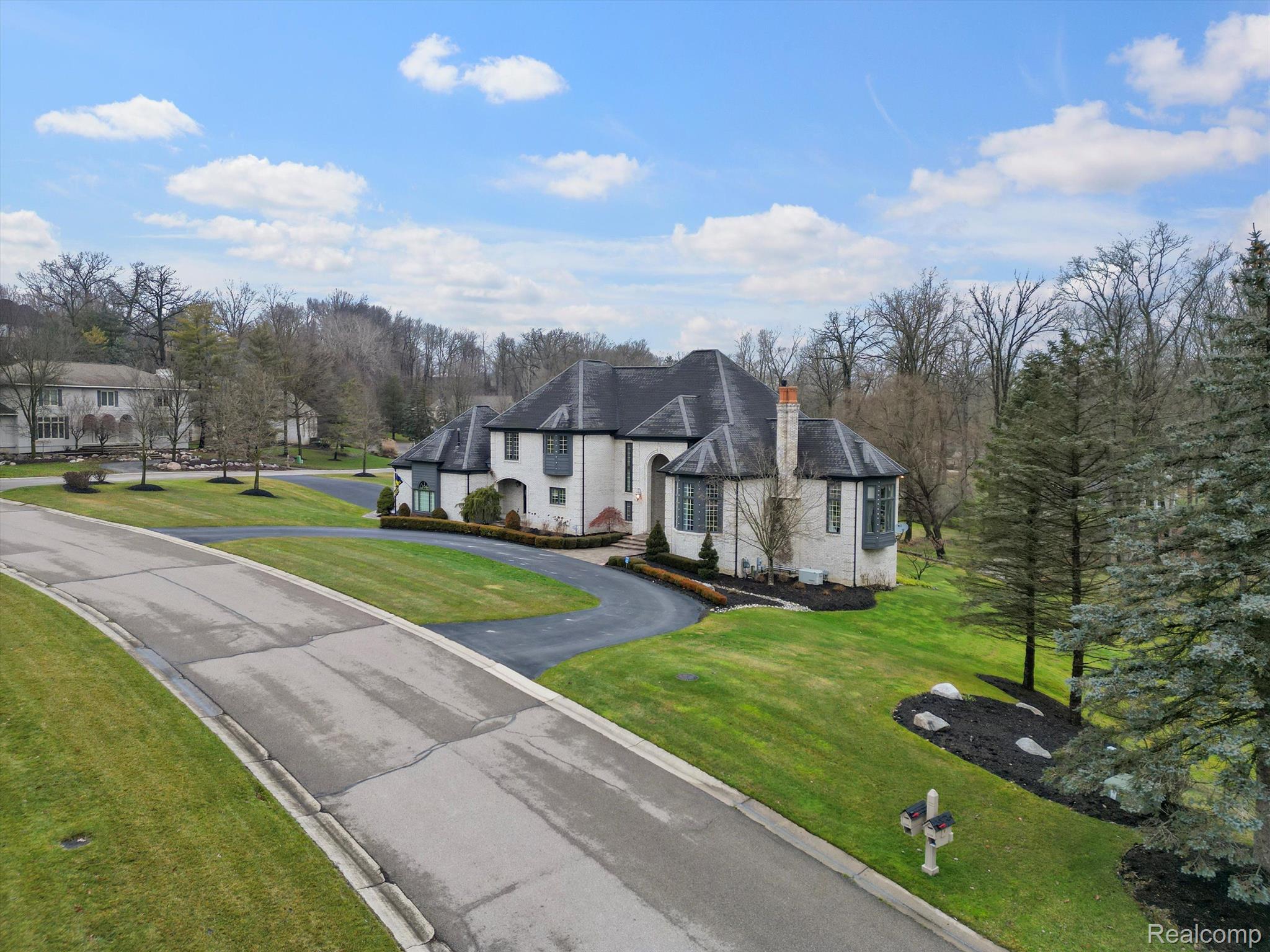 1590 SCENIC HOLLOW Drive