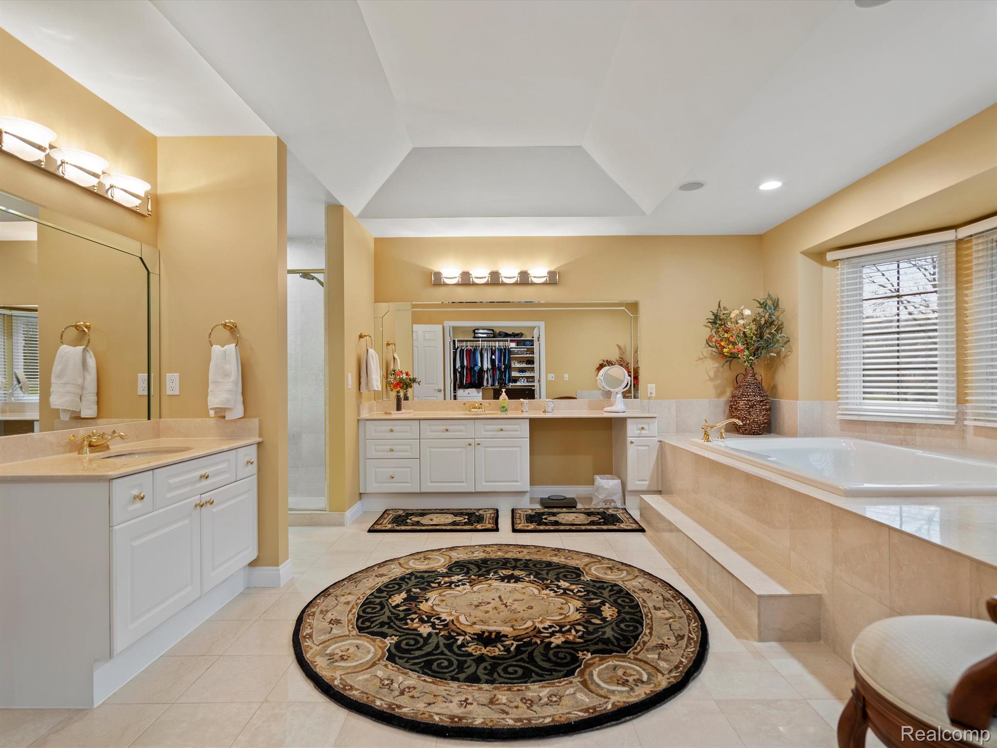 1590 SCENIC HOLLOW Drive