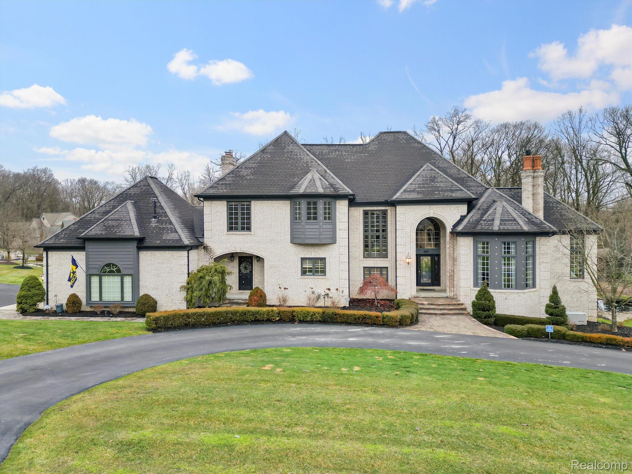 1590 SCENIC HOLLOW Drive