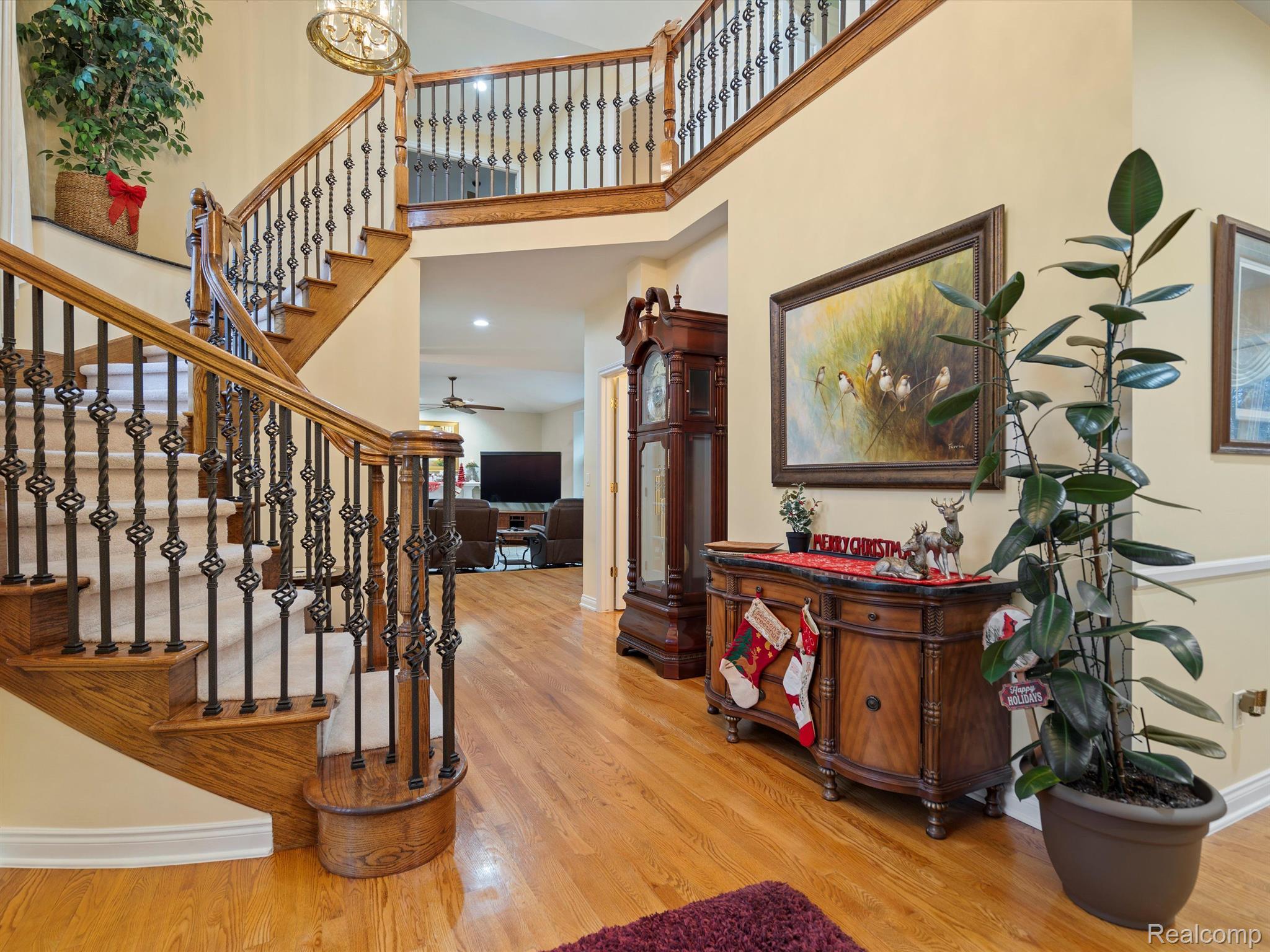 1590 SCENIC HOLLOW Drive