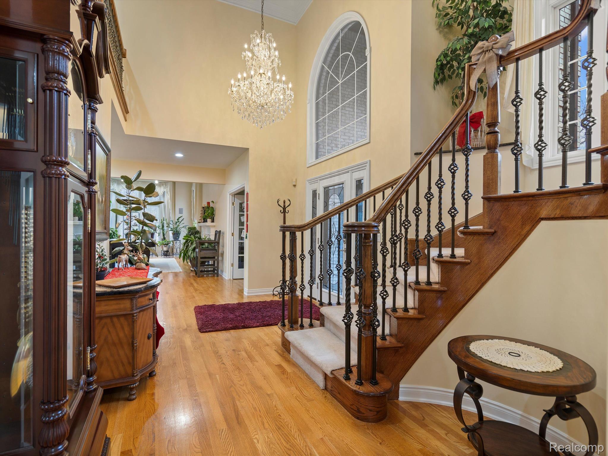 1590 SCENIC HOLLOW Drive