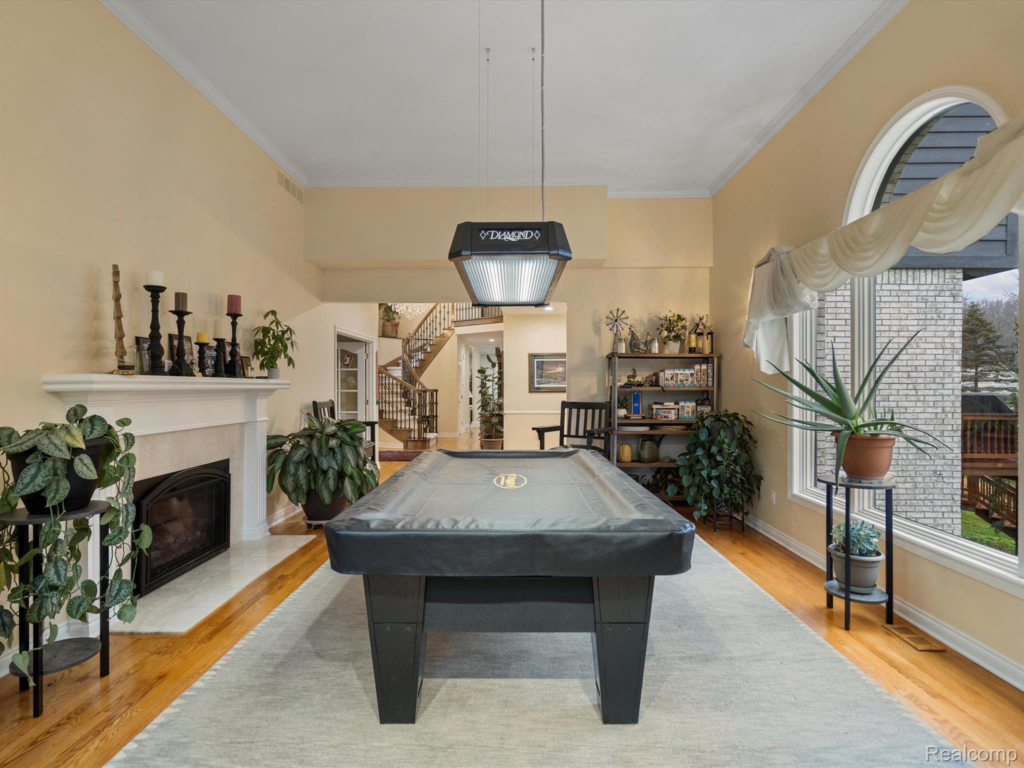 1590 SCENIC HOLLOW Drive