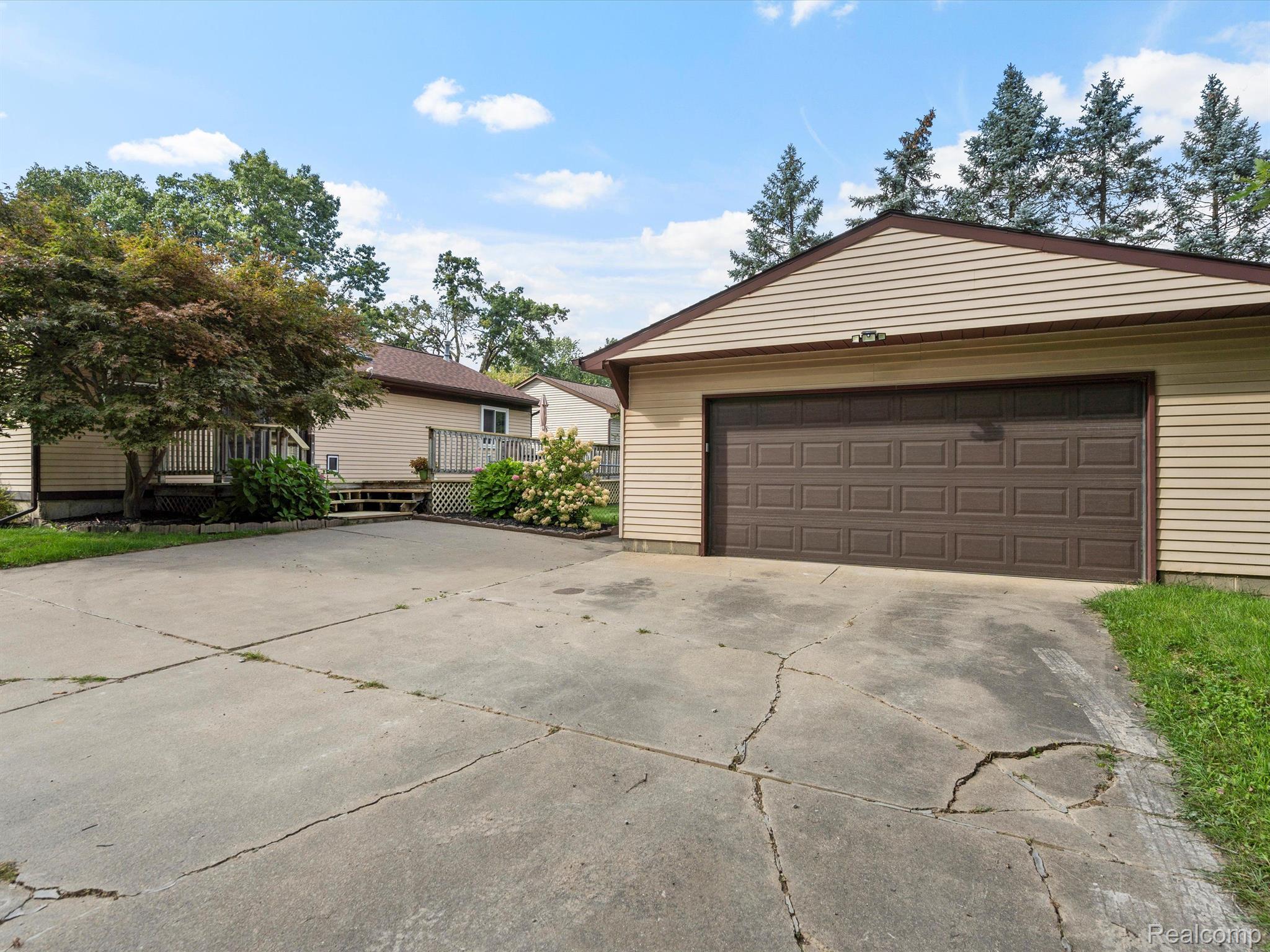 3259 YORK Road
