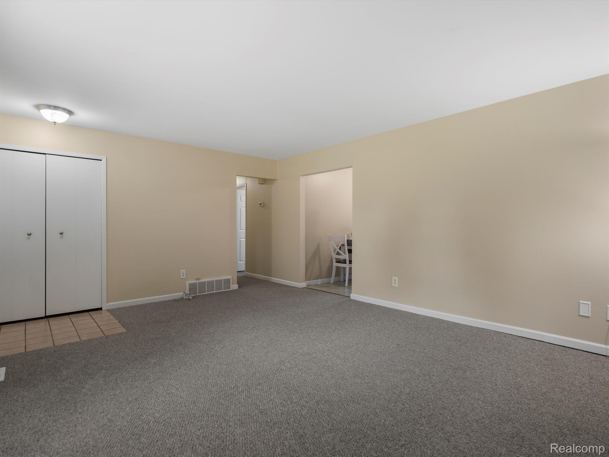 3259 YORK Road
