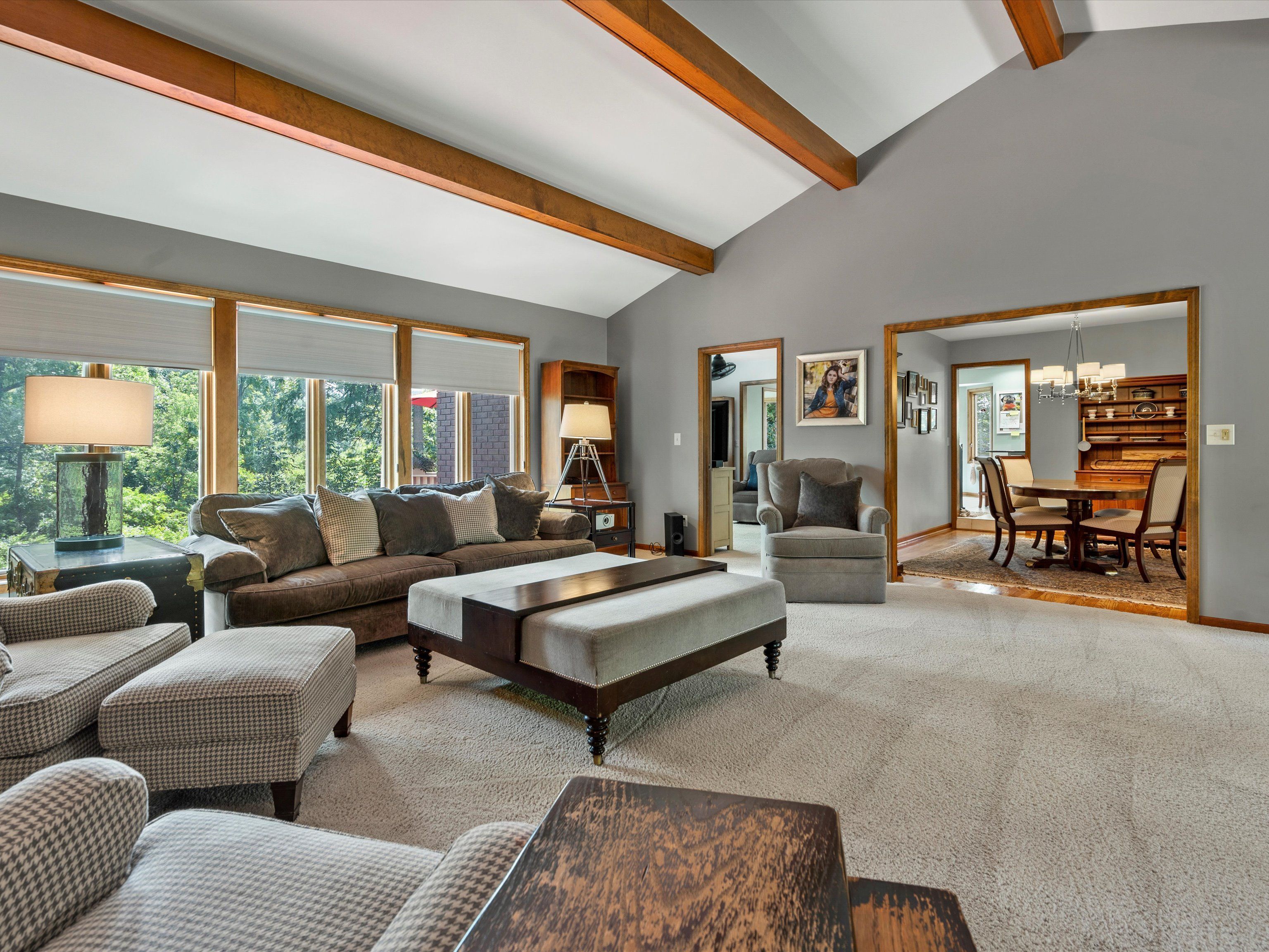 1071 WOODBRIDGE Lane