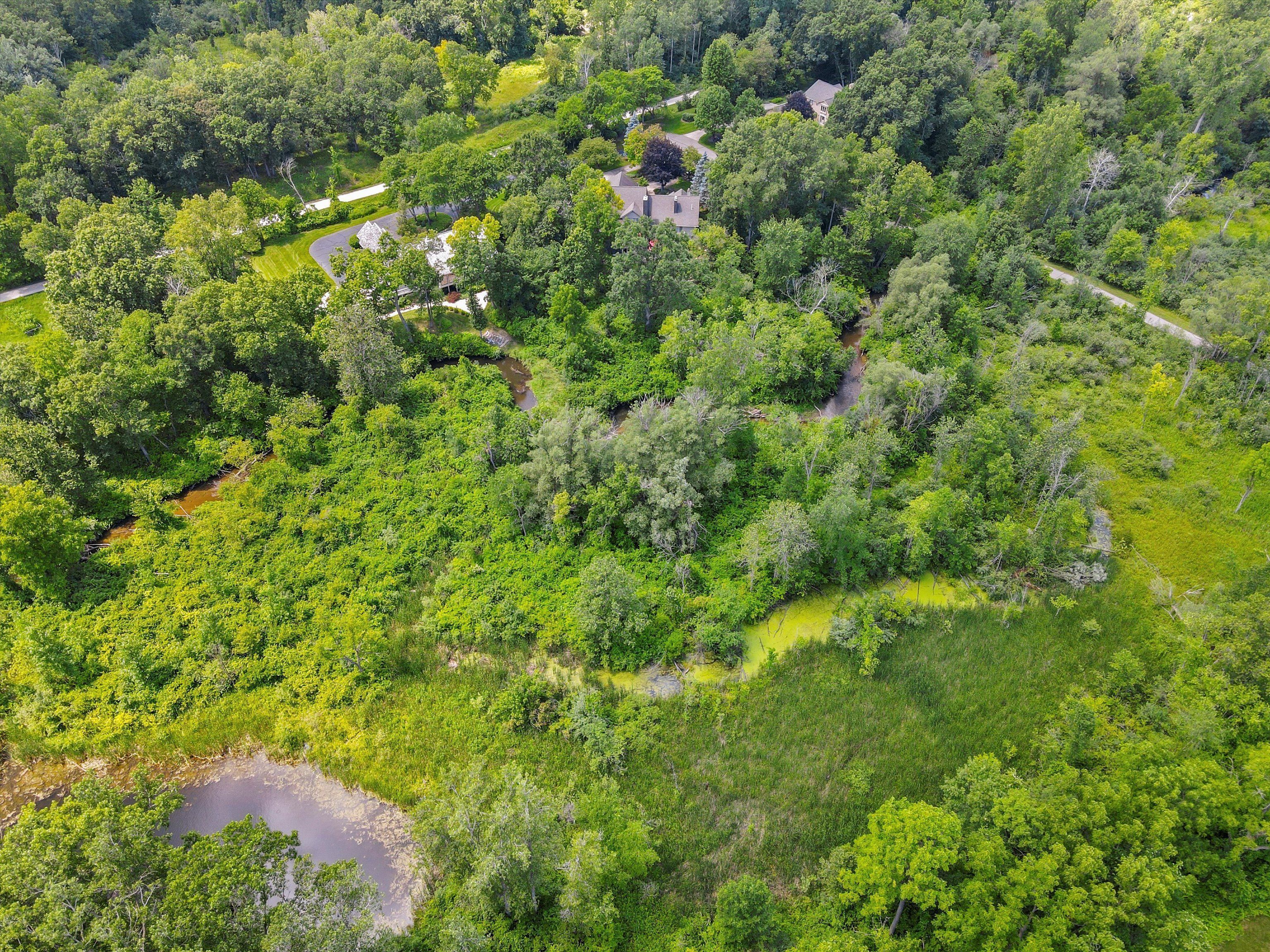 1071 WOODBRIDGE Lane