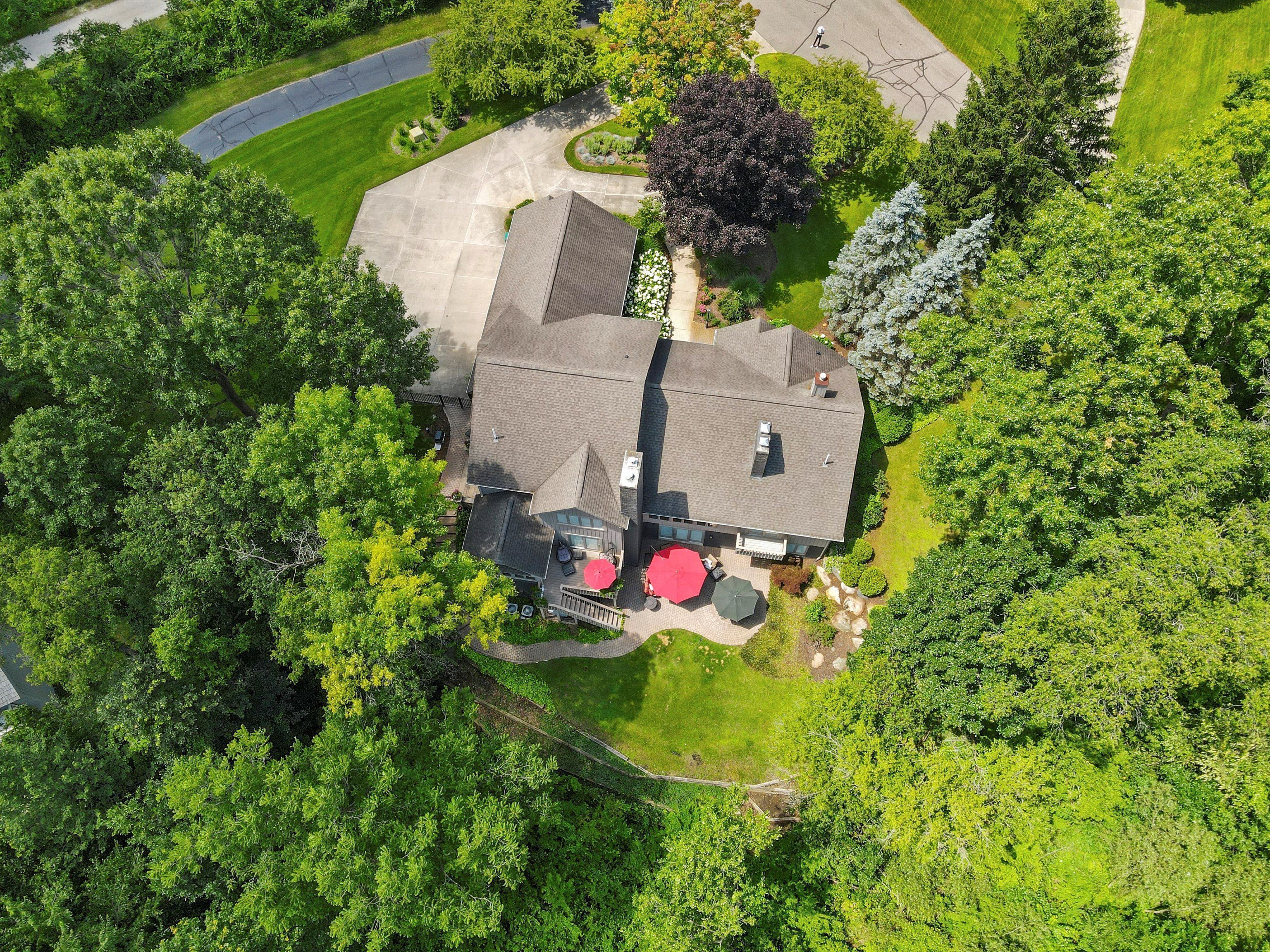 1071 WOODBRIDGE Lane