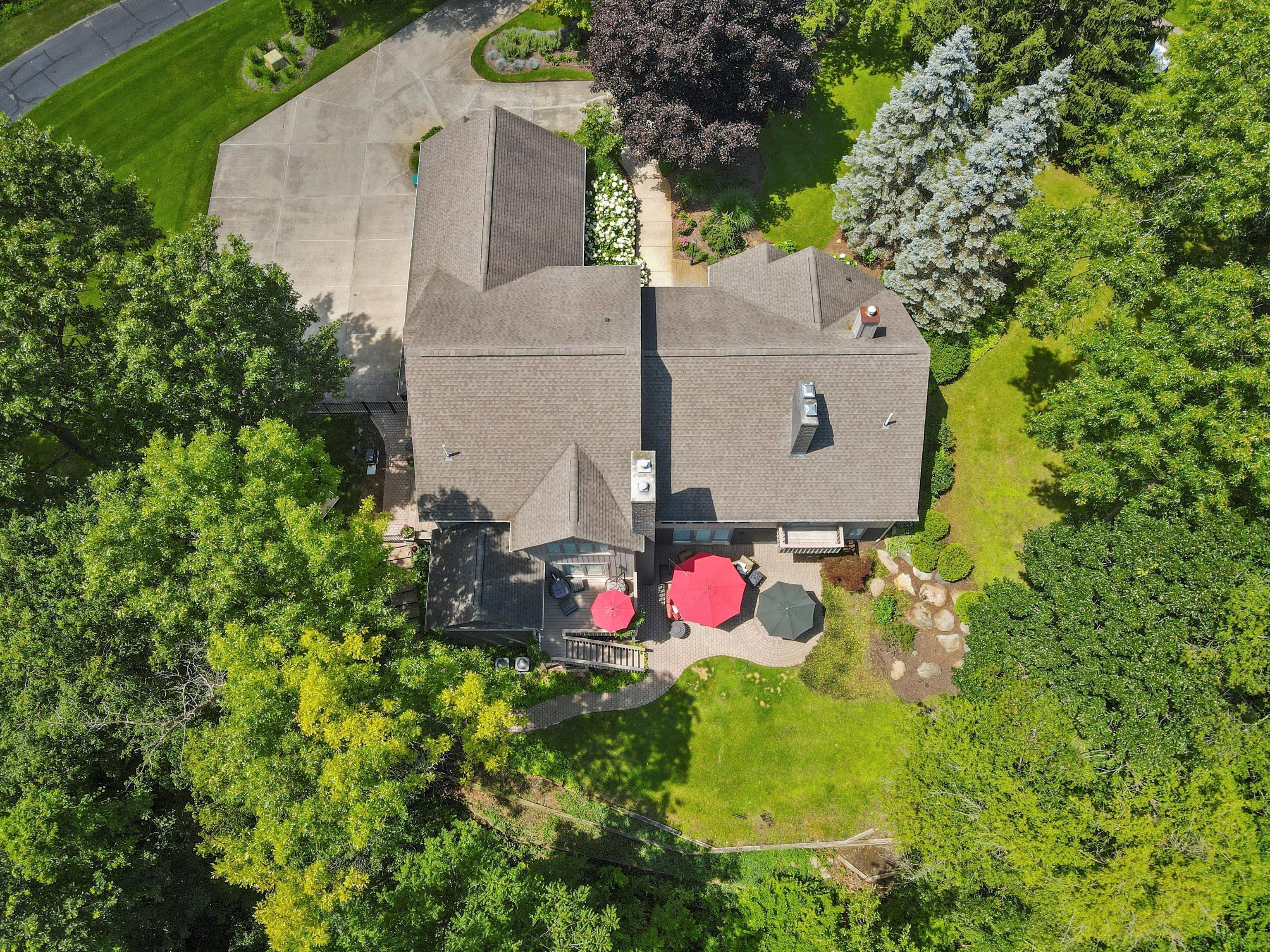 1071 WOODBRIDGE Lane