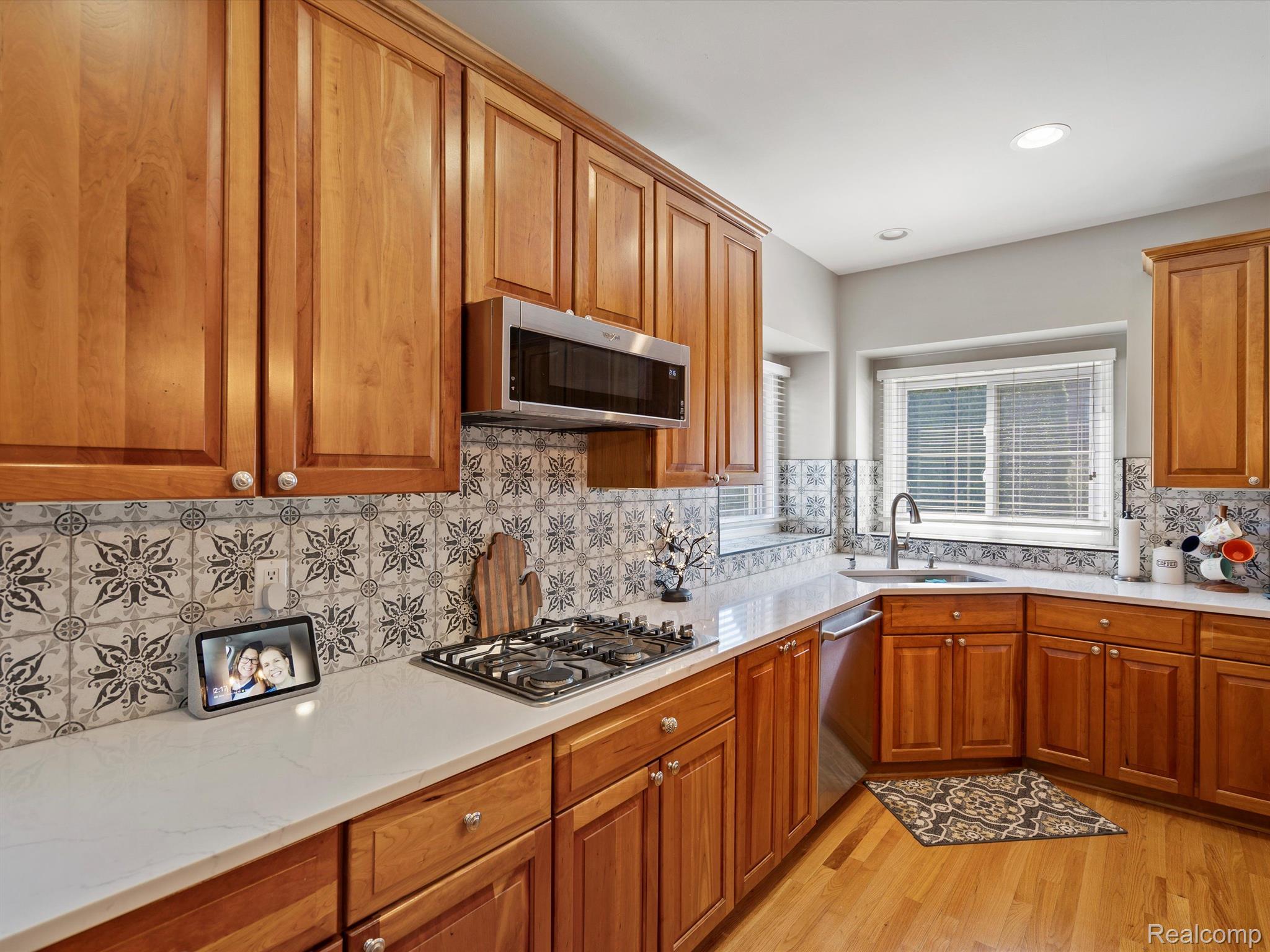 3891 WHITE TAIL Drive