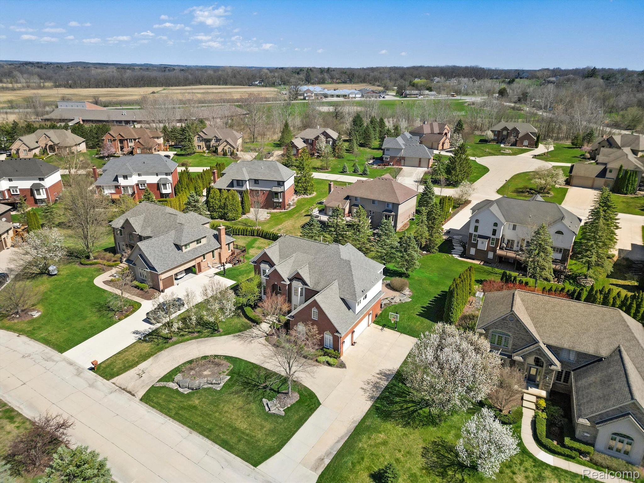 3891 WHITE TAIL Drive