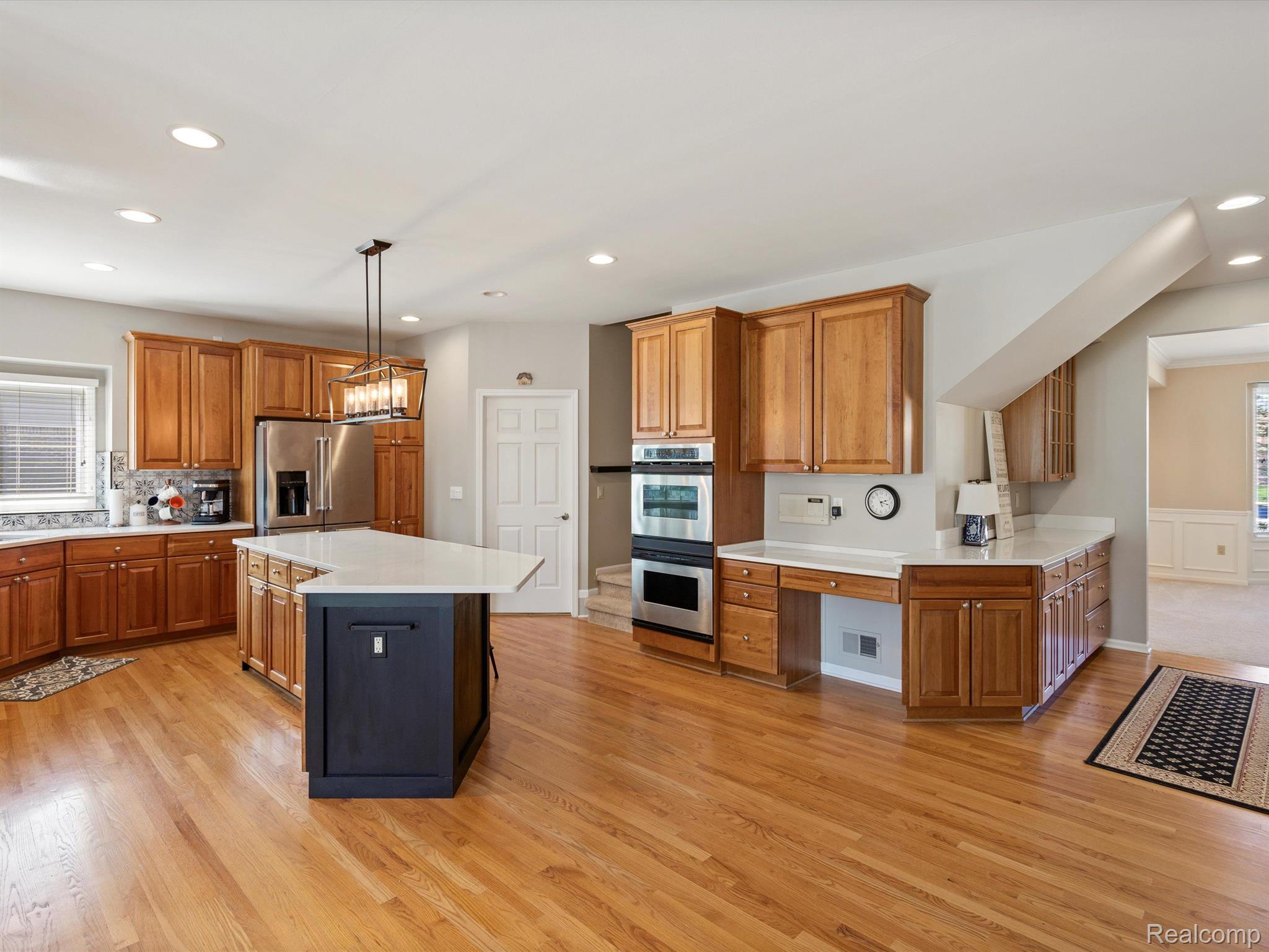 3891 WHITE TAIL Drive