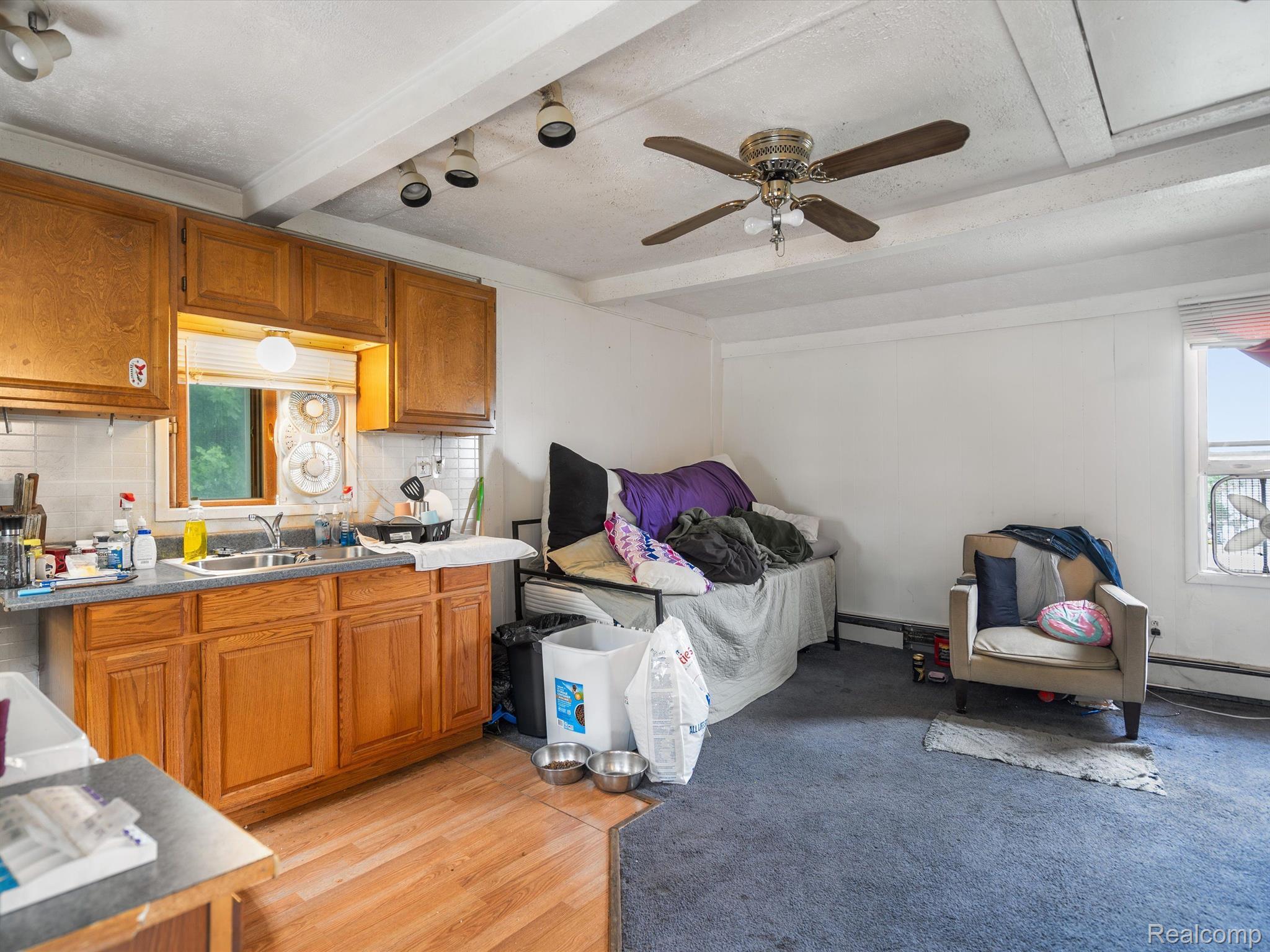 2581 AUBURN Road
