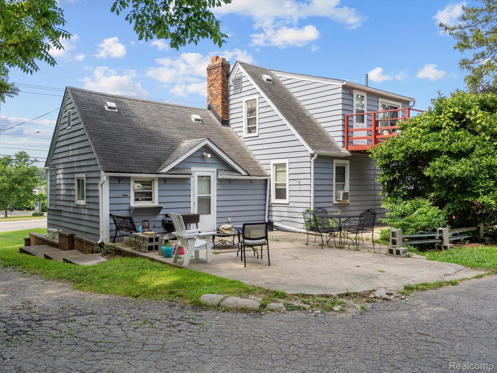 2581 AUBURN Road
