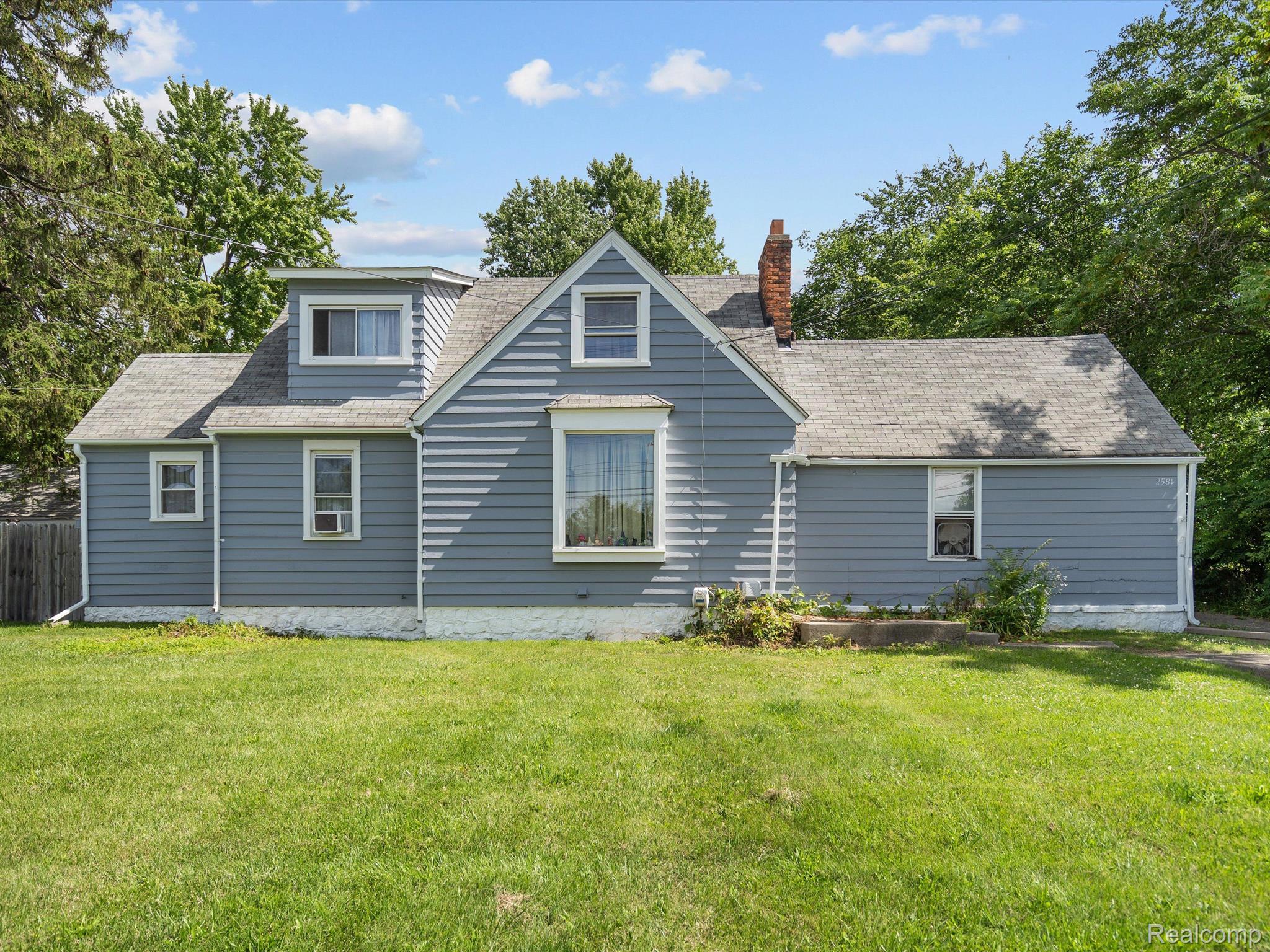 2581 AUBURN Road