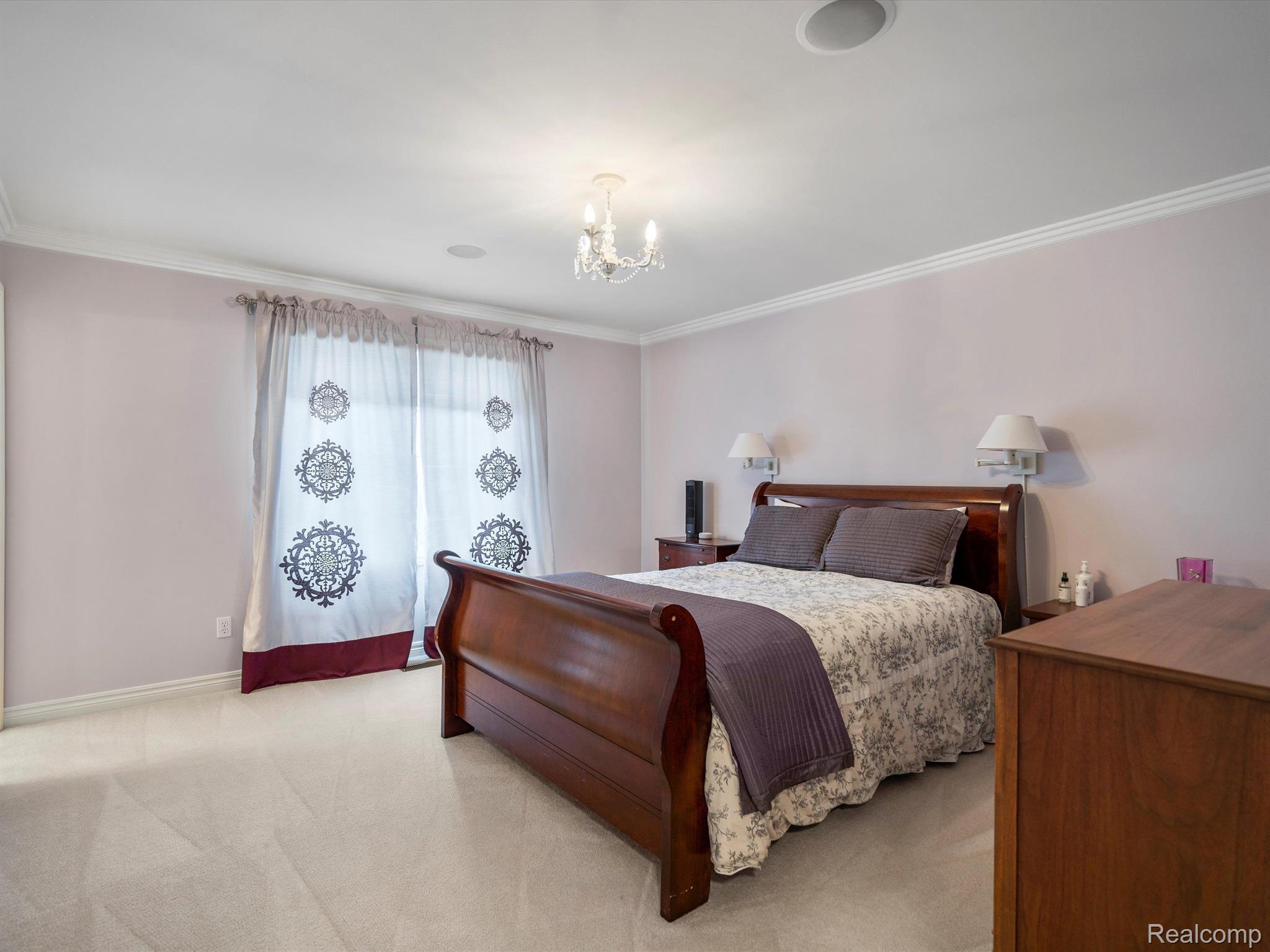 2942 CROFTSHIRE