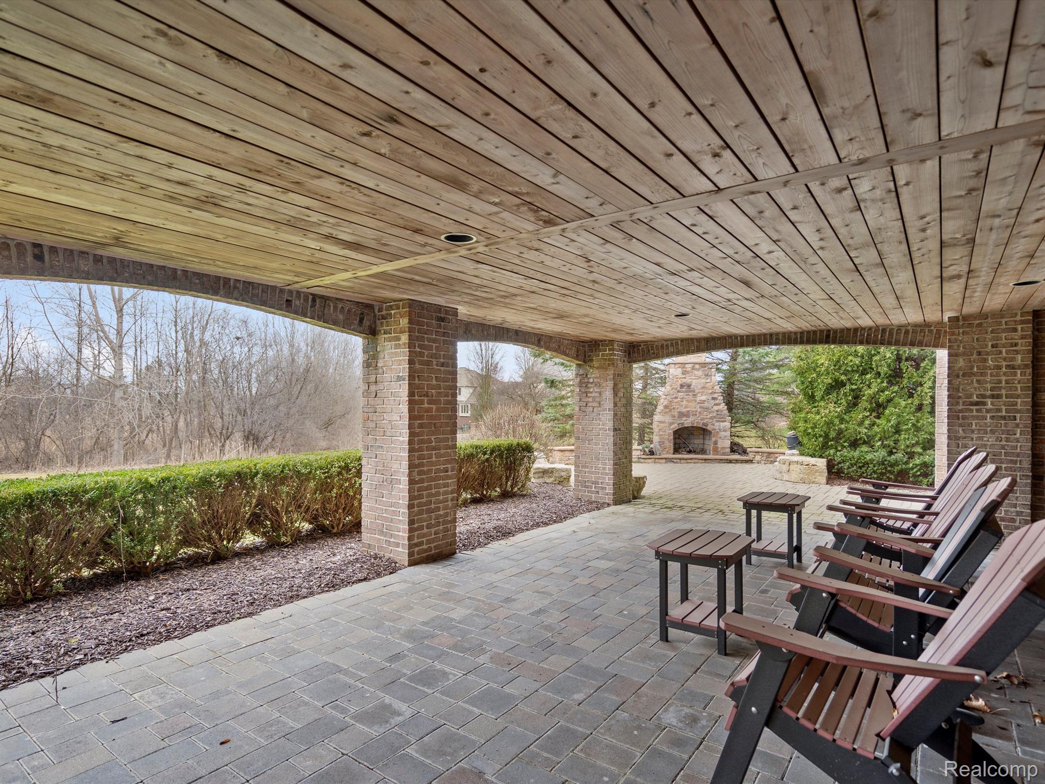 2942 CROFTSHIRE