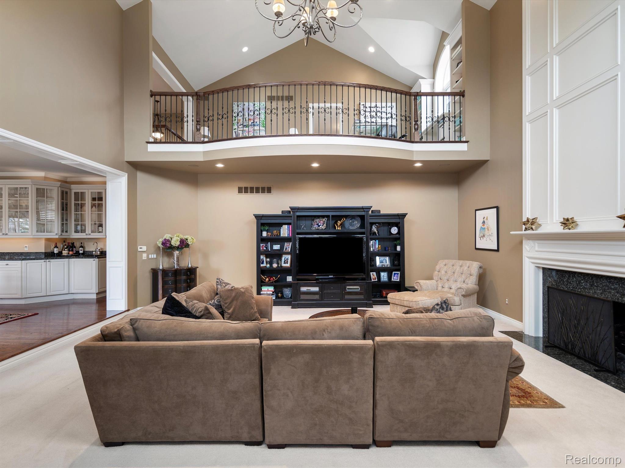 2942 CROFTSHIRE