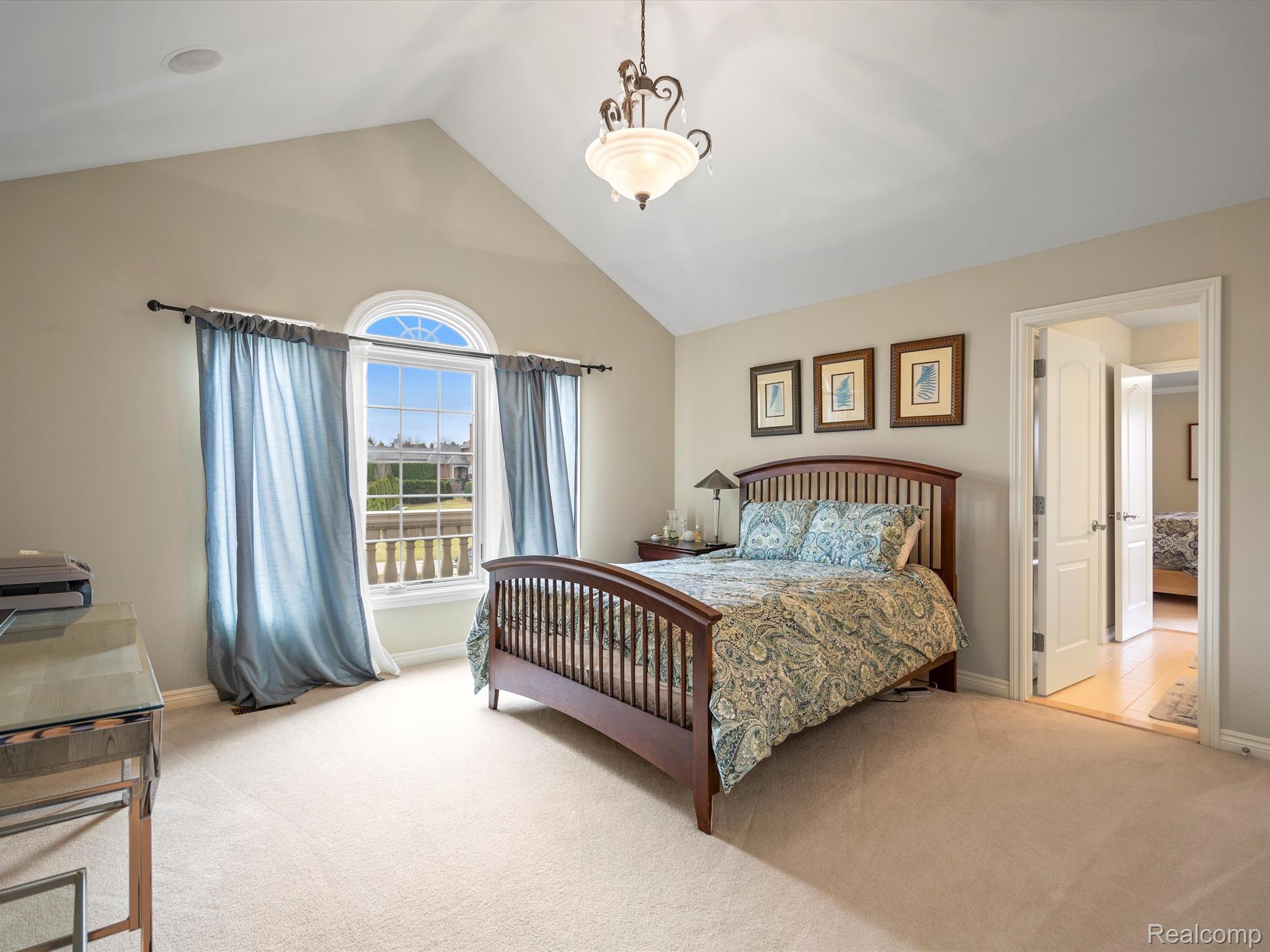 2942 CROFTSHIRE