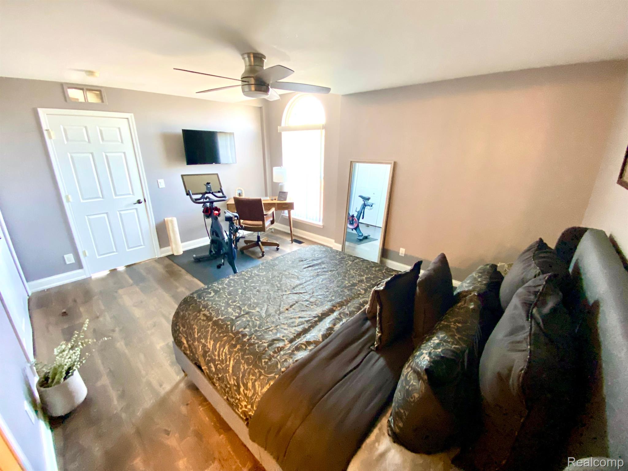 5309 BROOKEMONTE Circle