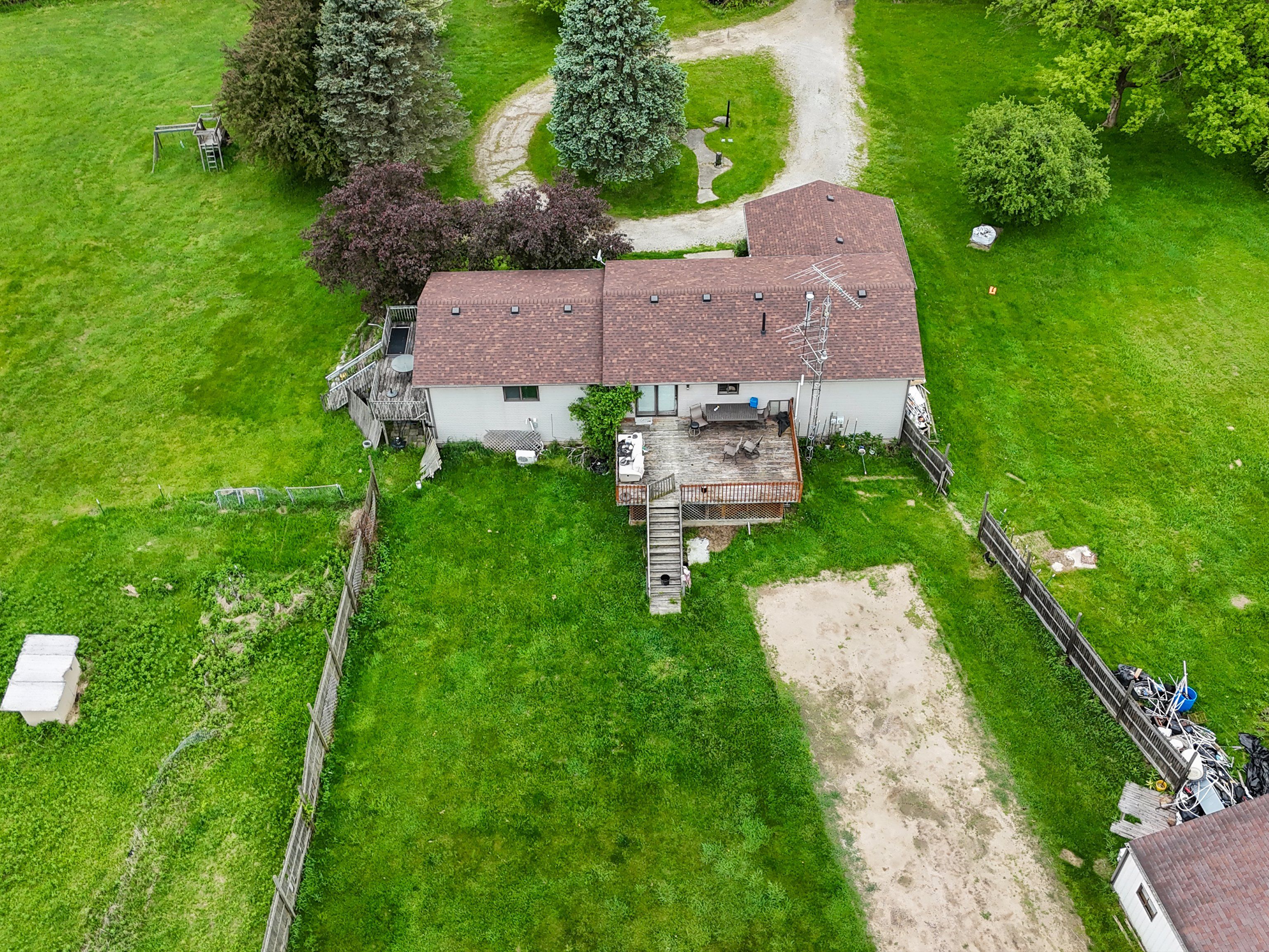 2250 PETERS Road