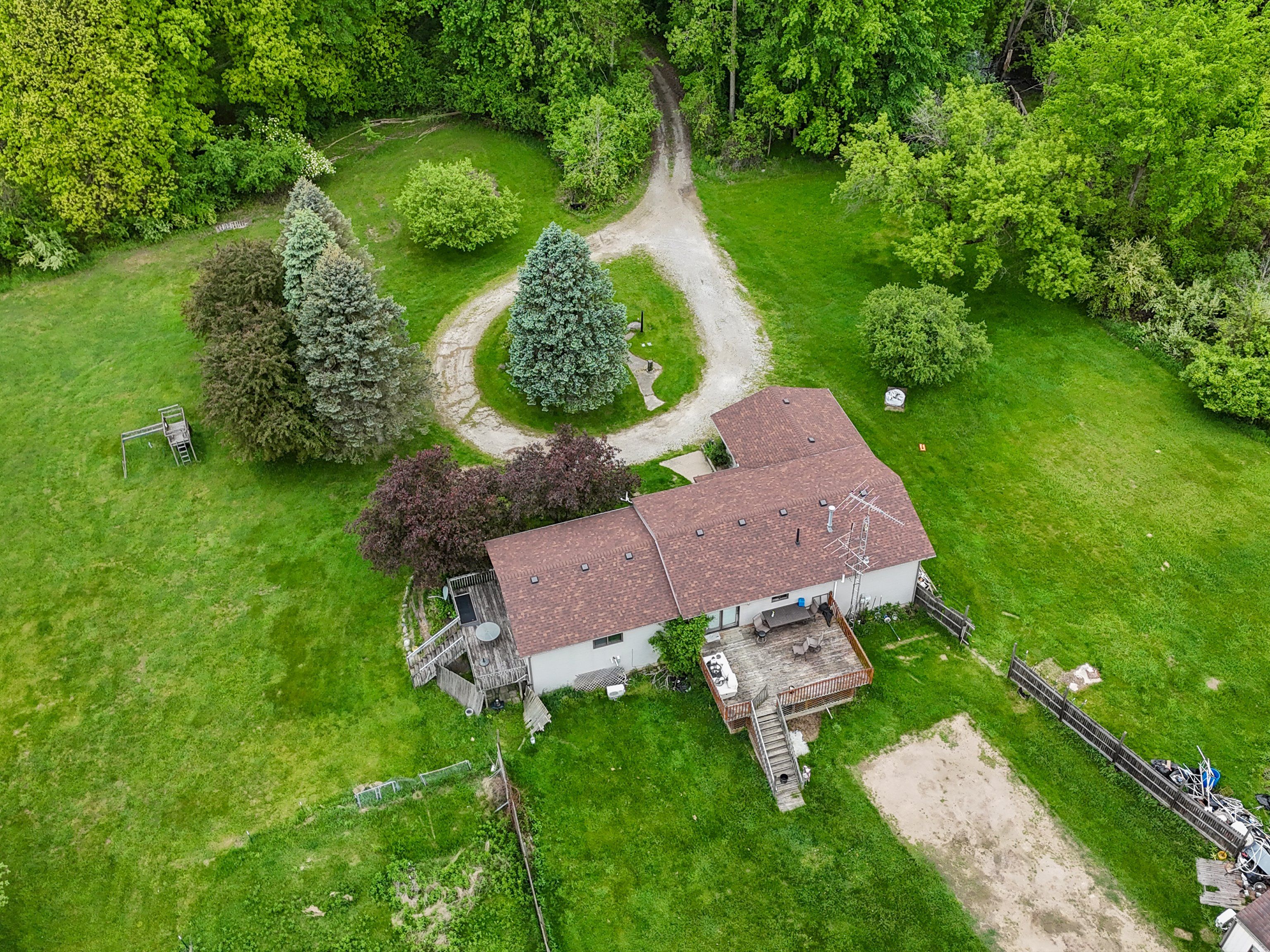 2250 PETERS Road