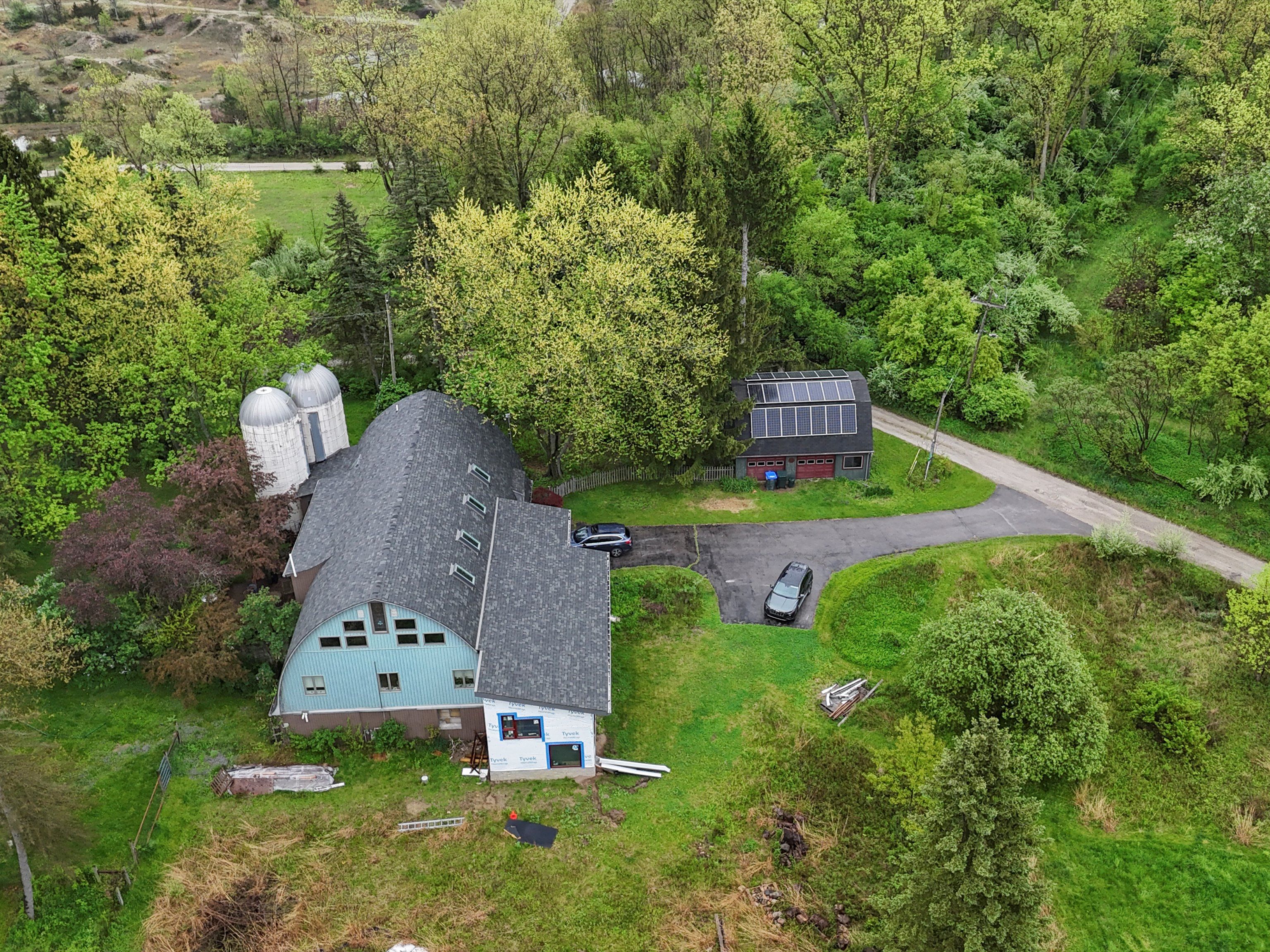 2250 PETERS Road