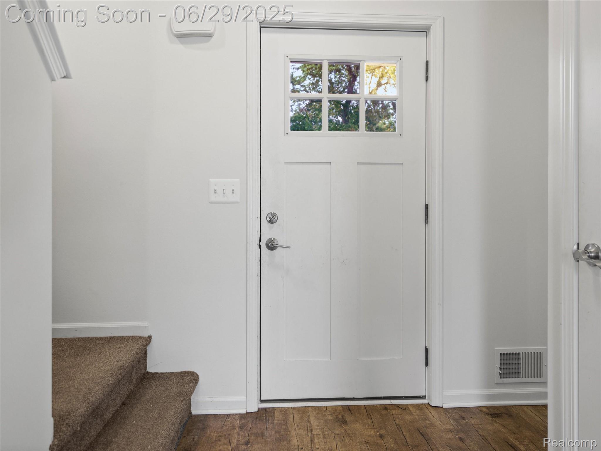 399 W DALLAS Avenue