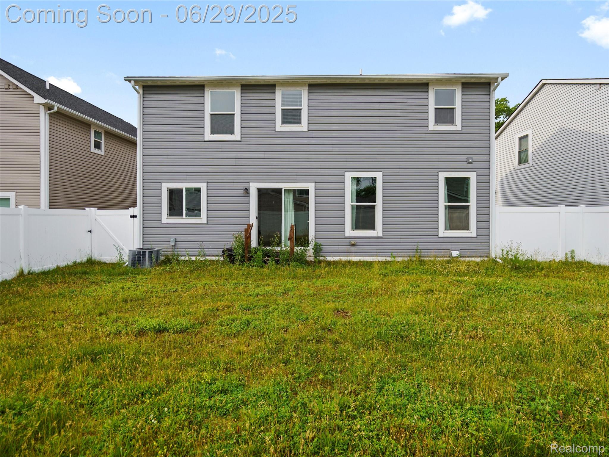 399 W DALLAS Avenue