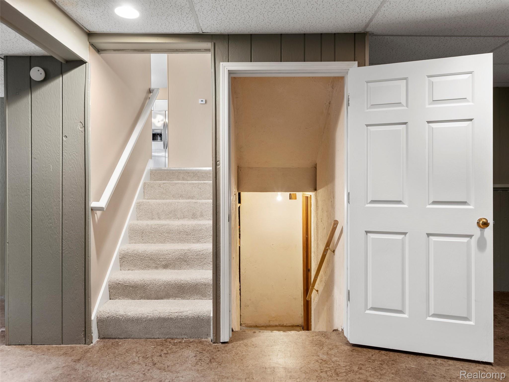 970 Golfview Drive