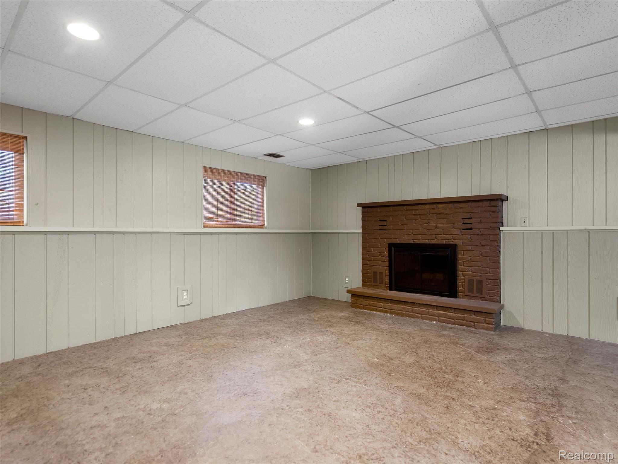970 Golfview Drive