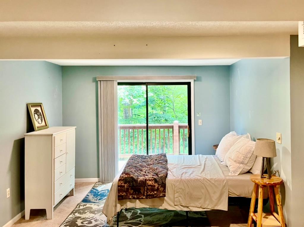 324 Walnut Mountain Rd
