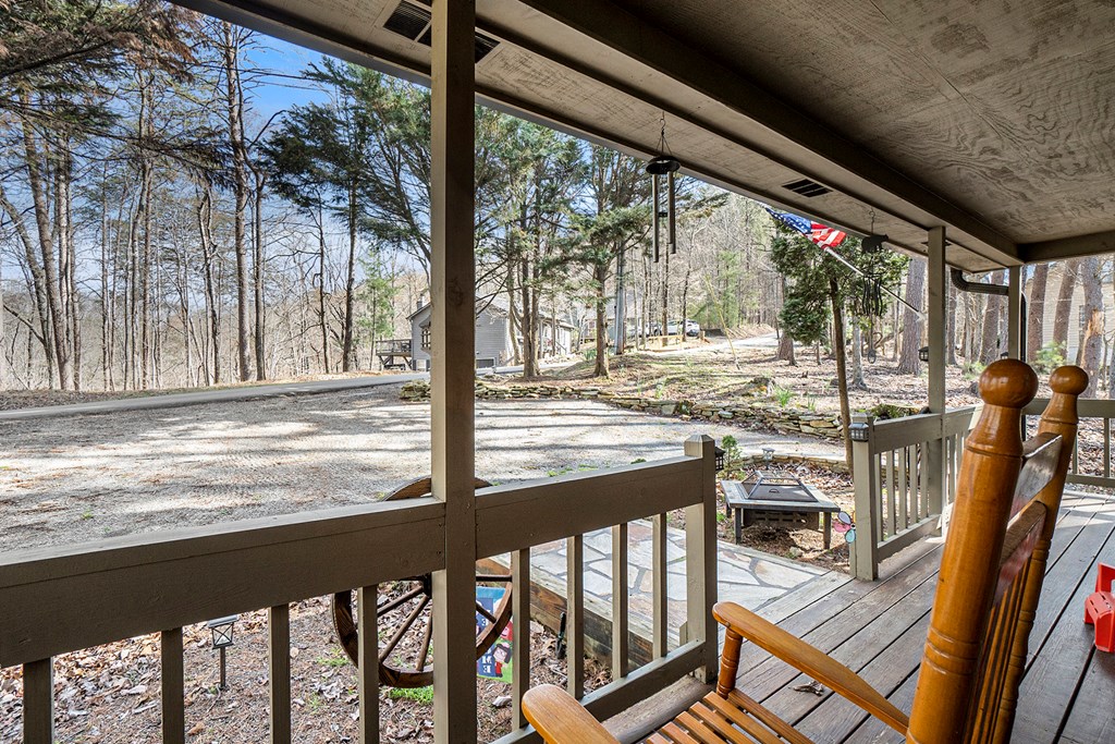 324 Walnut Mountain Rd