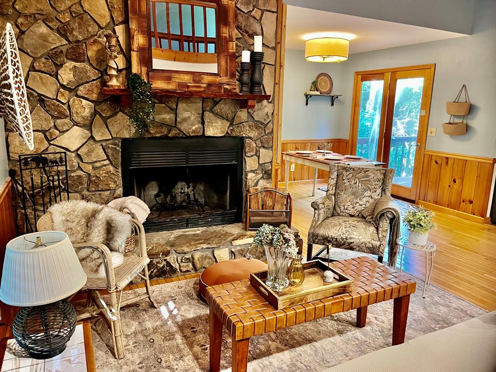 324 Walnut Mountain Rd