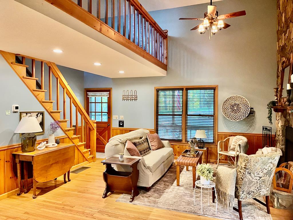 324 Walnut Mountain Rd