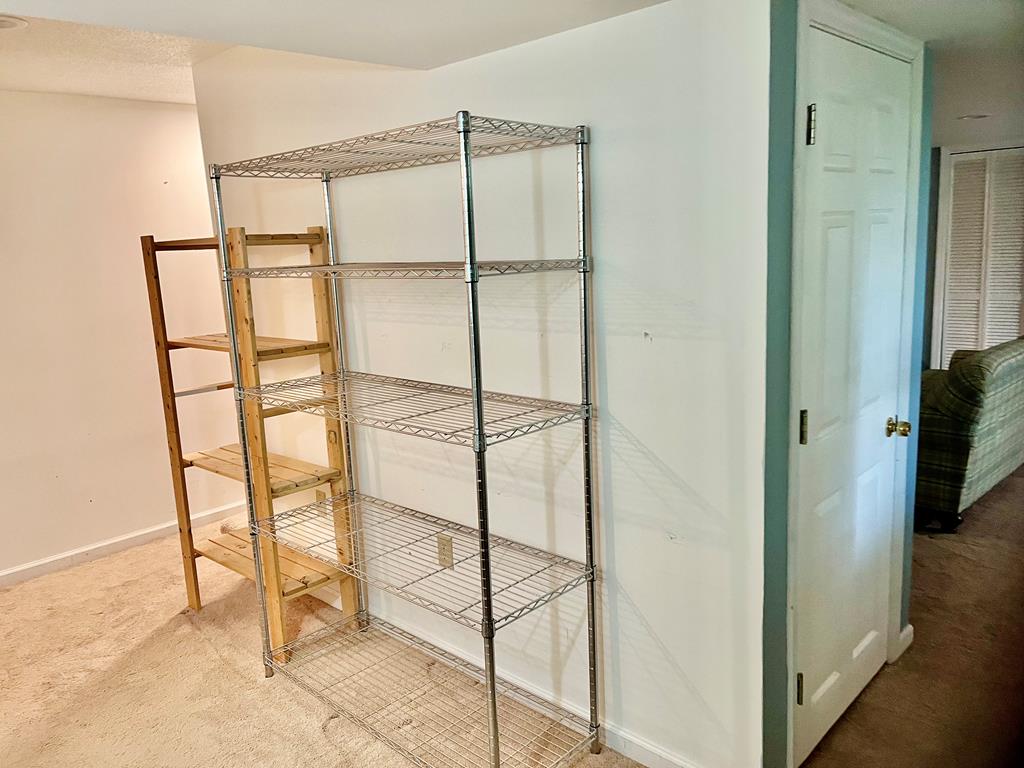 324 Walnut Mountain Rd