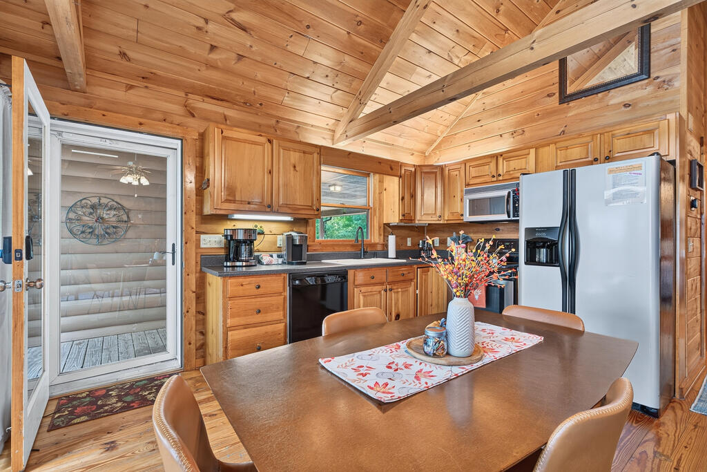 778 Walnut Mountain Road