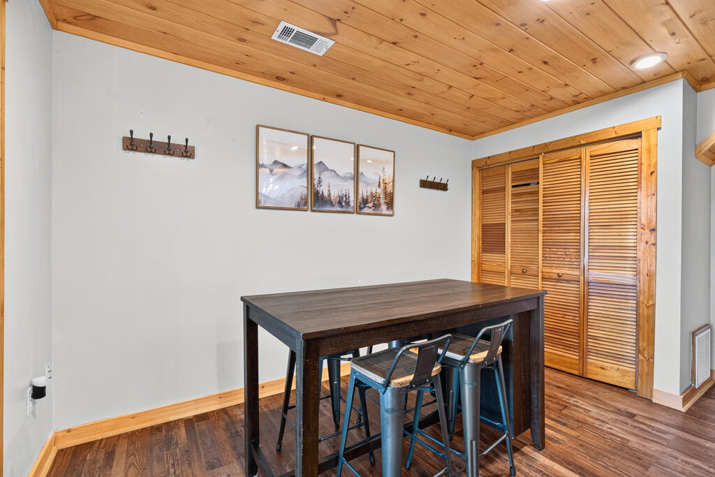 778 Walnut Mountain Road