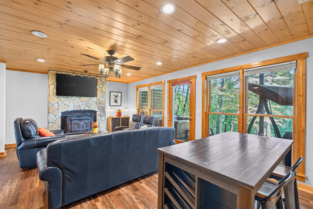 778 Walnut Mountain Road